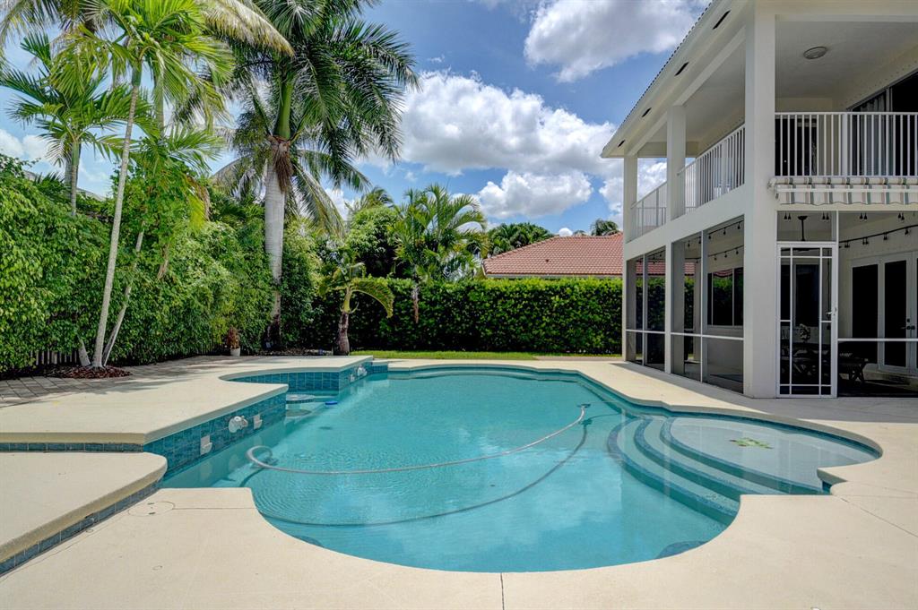 11441 Manatee Bay Lane