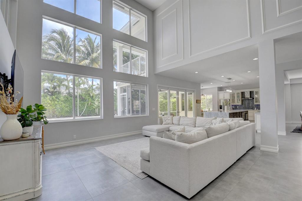 11441 Manatee Bay Lane
