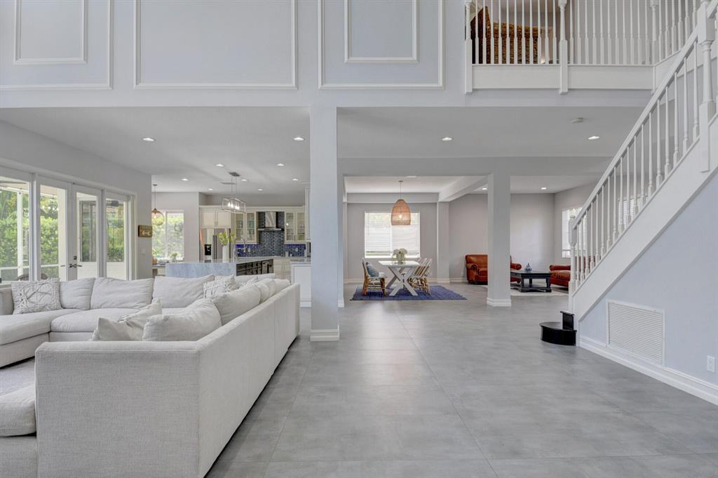 11441 Manatee Bay Lane