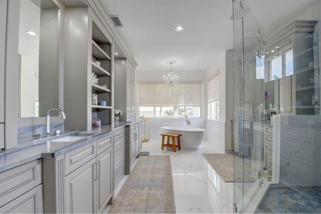 11441 Manatee Bay Lane