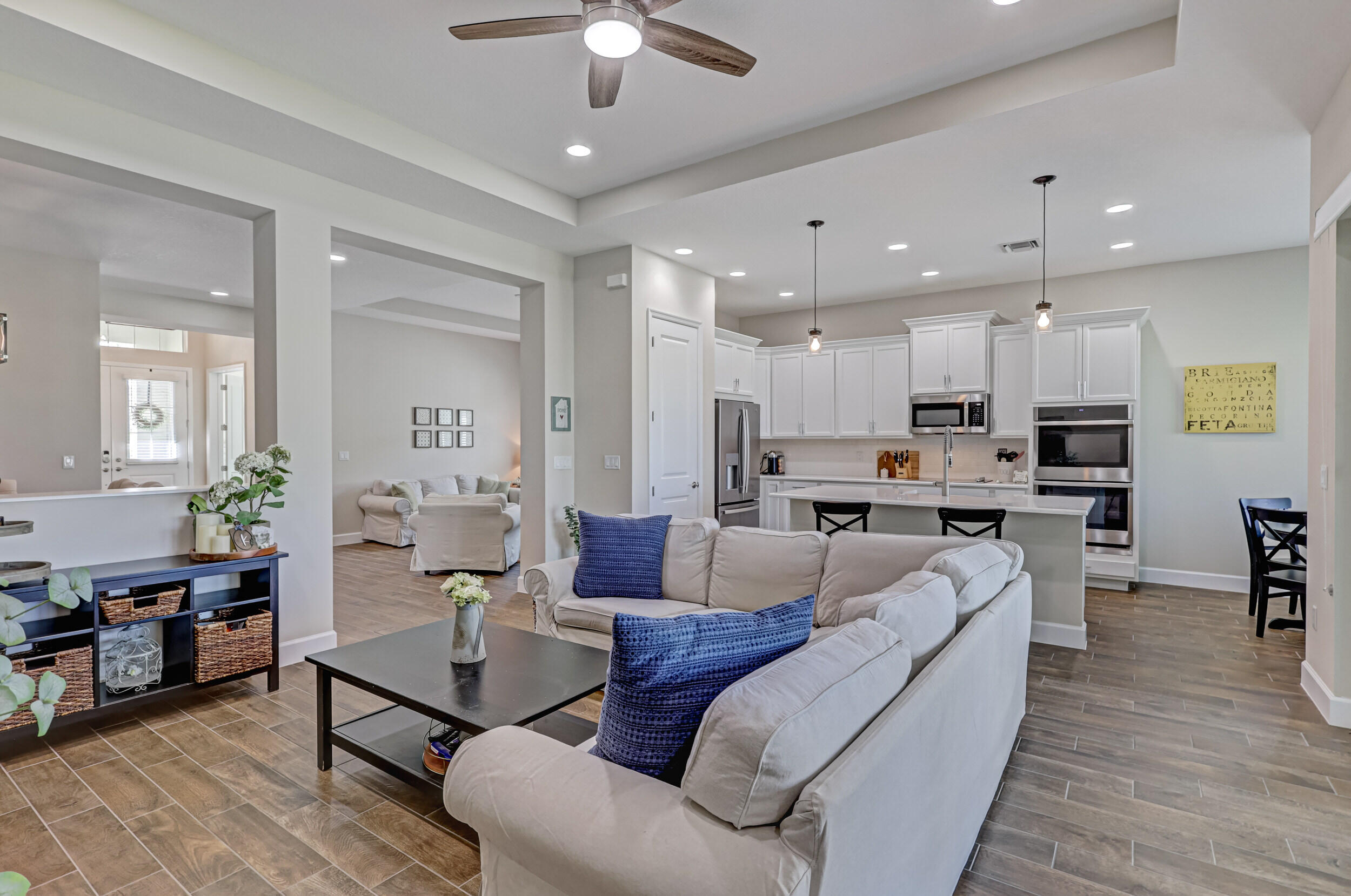 15121 Goldfinch Circle