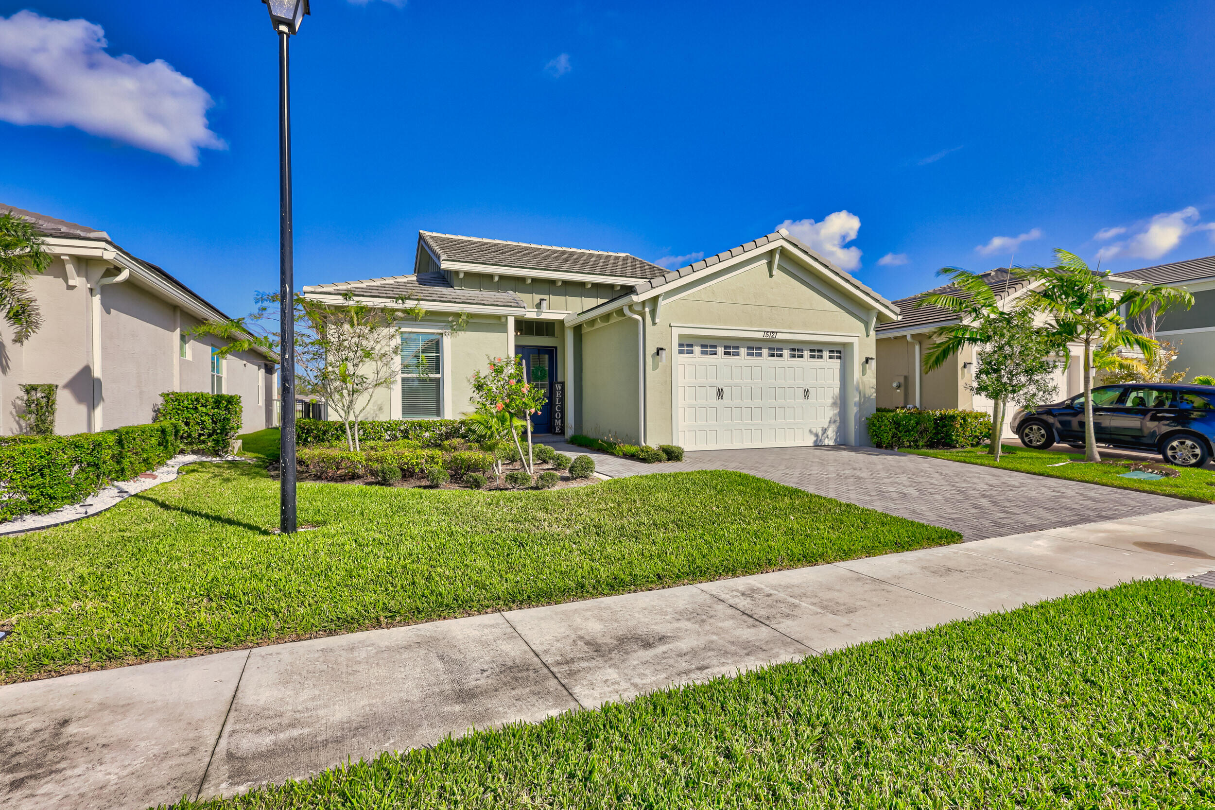 15121 Goldfinch Circle