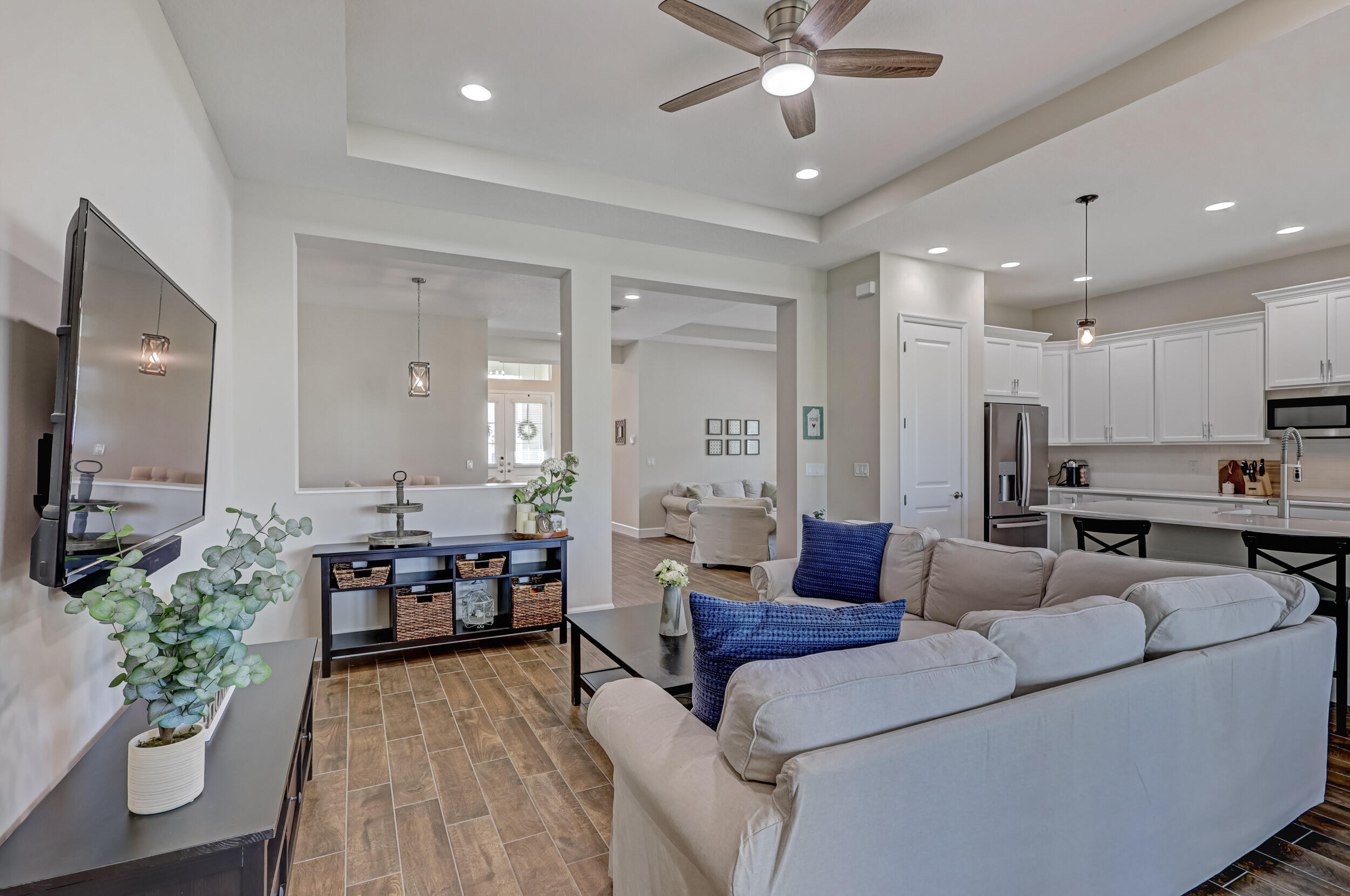 15121 Goldfinch Circle