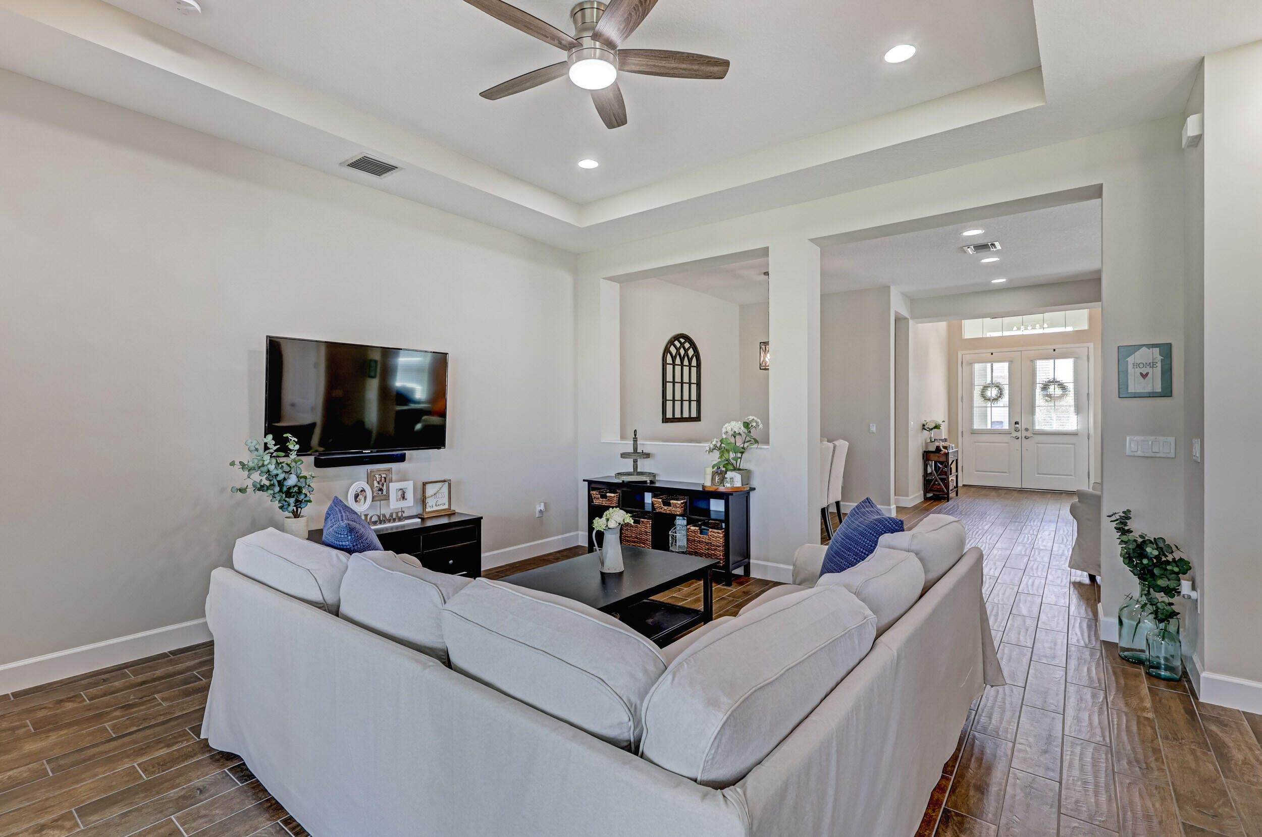 15121 Goldfinch Circle