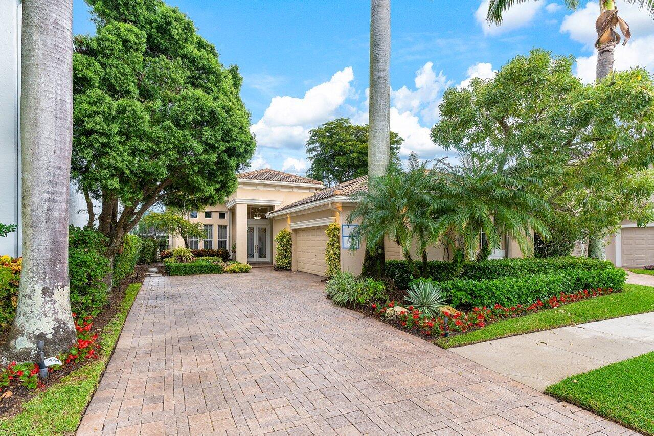 157 Orchid Cay Drive
