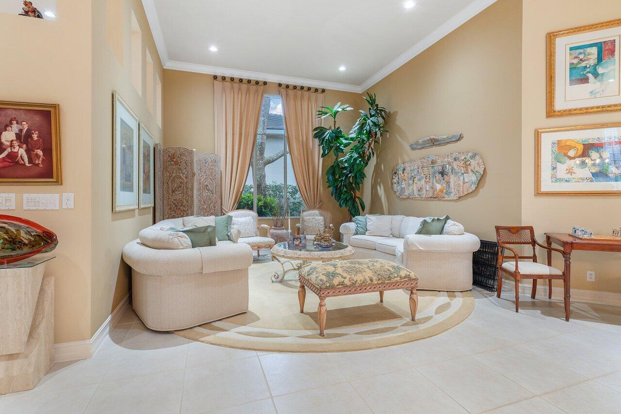 157 Orchid Cay Drive