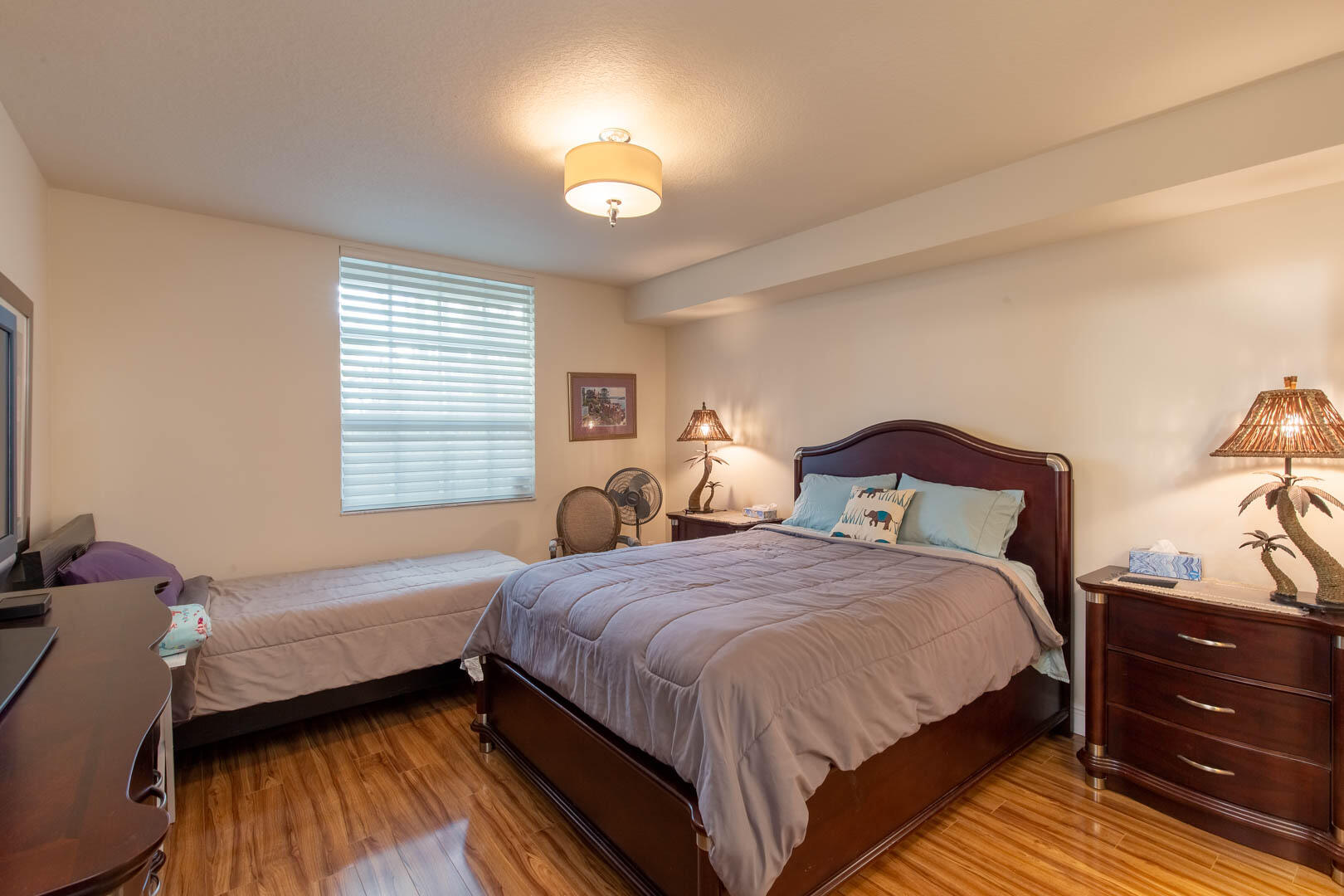 600 S Dixie Highway 520