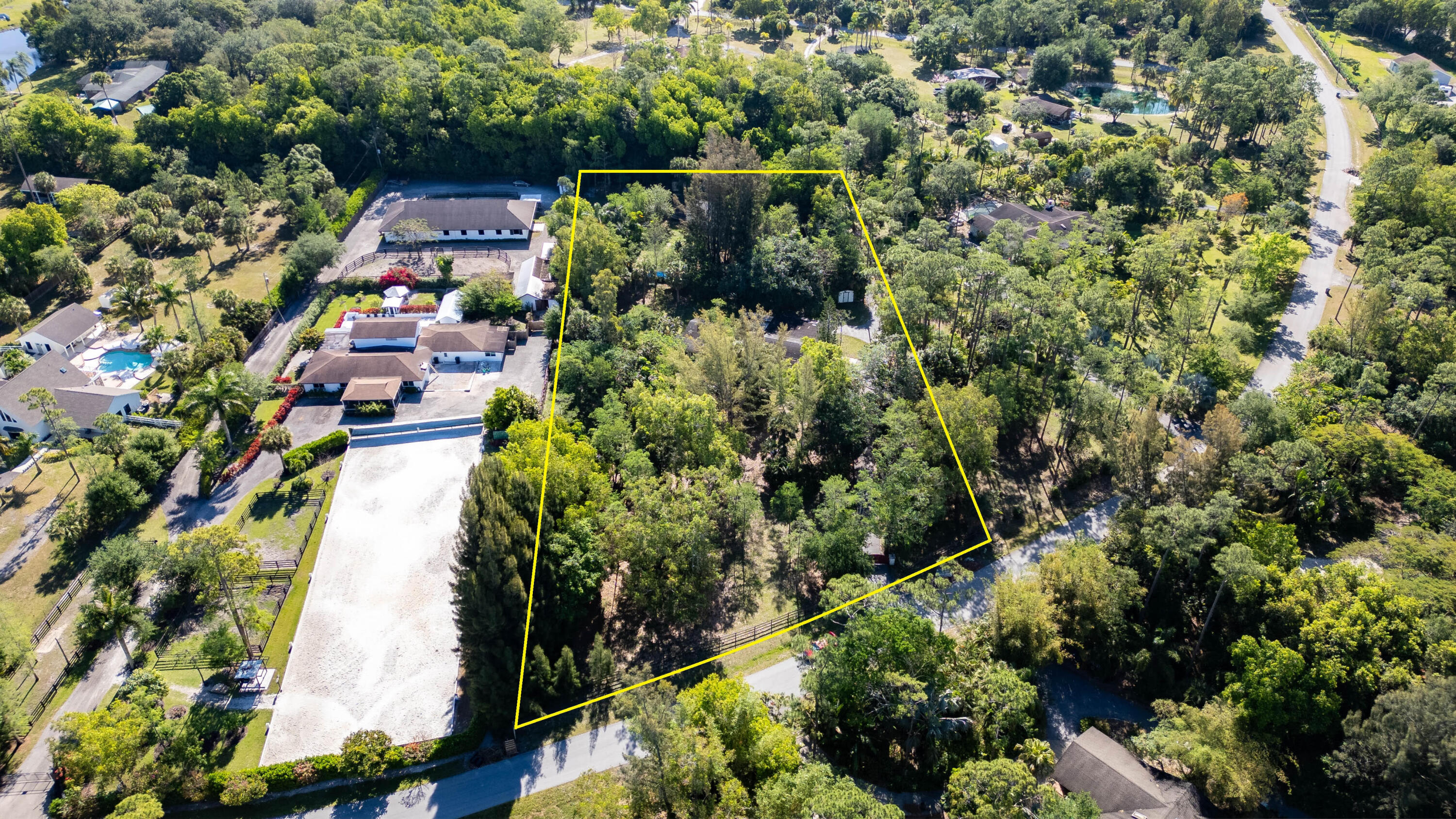 748 Rambling Drive Circle