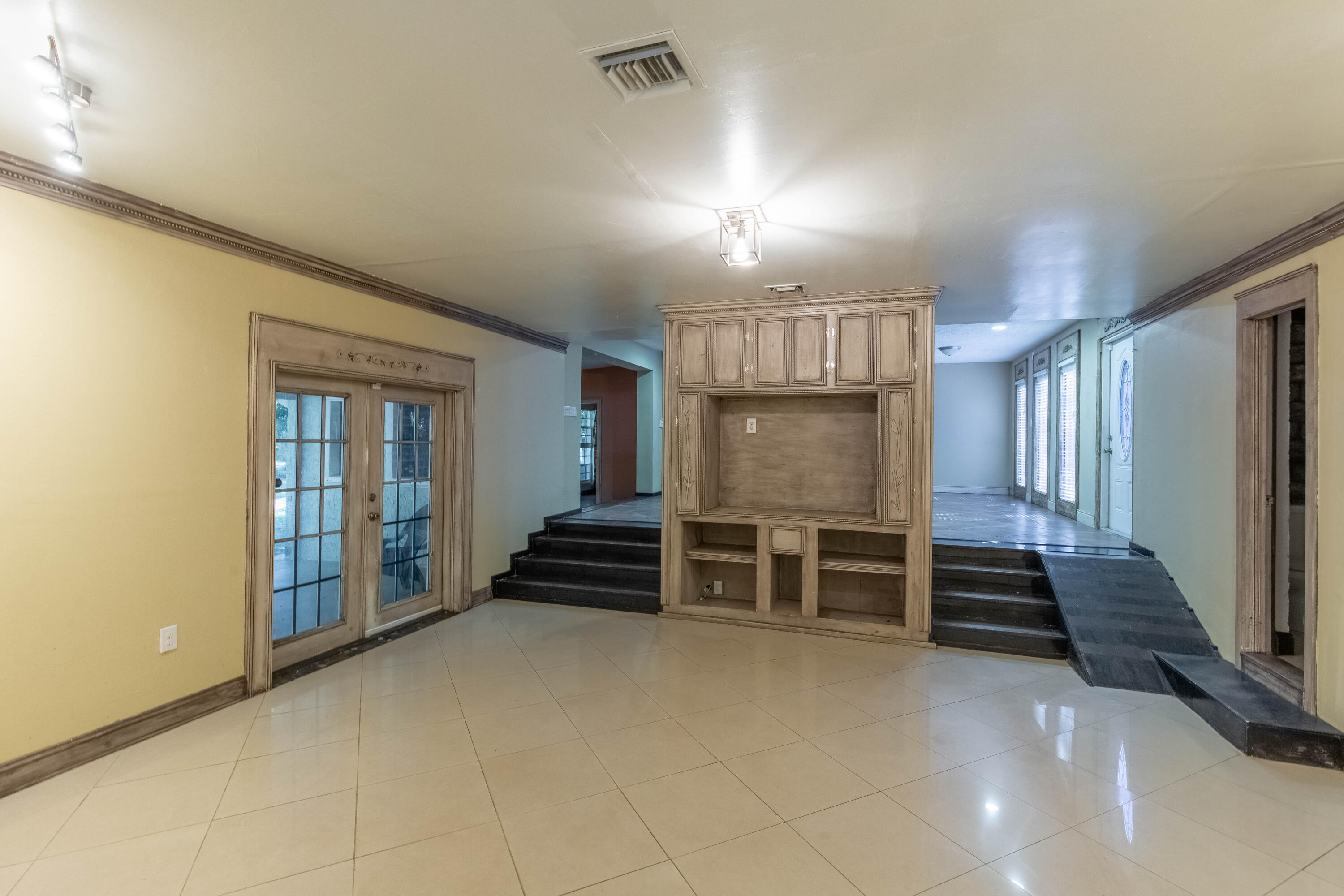 748 Rambling Drive Circle