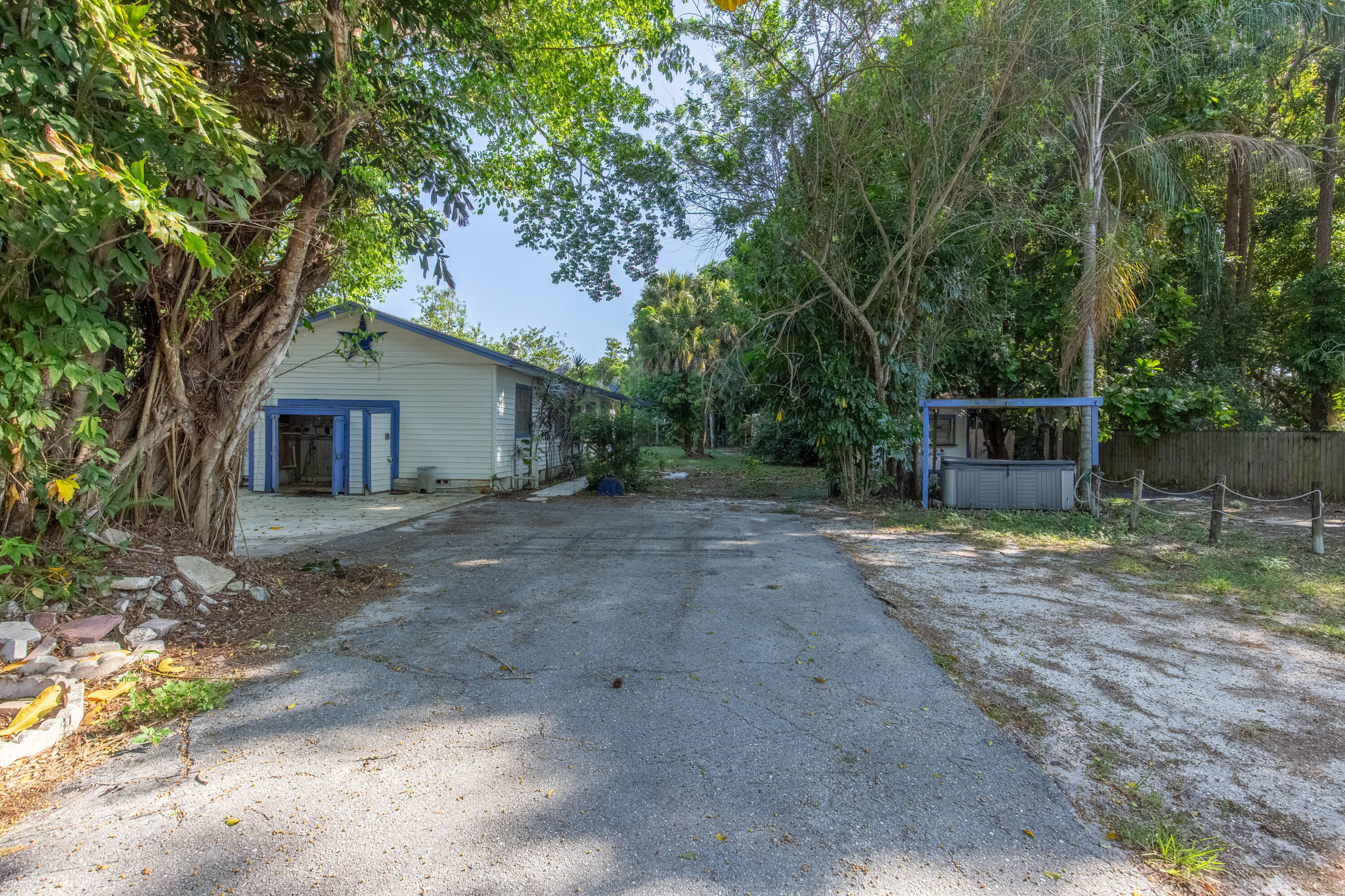 748 Rambling Drive Circle