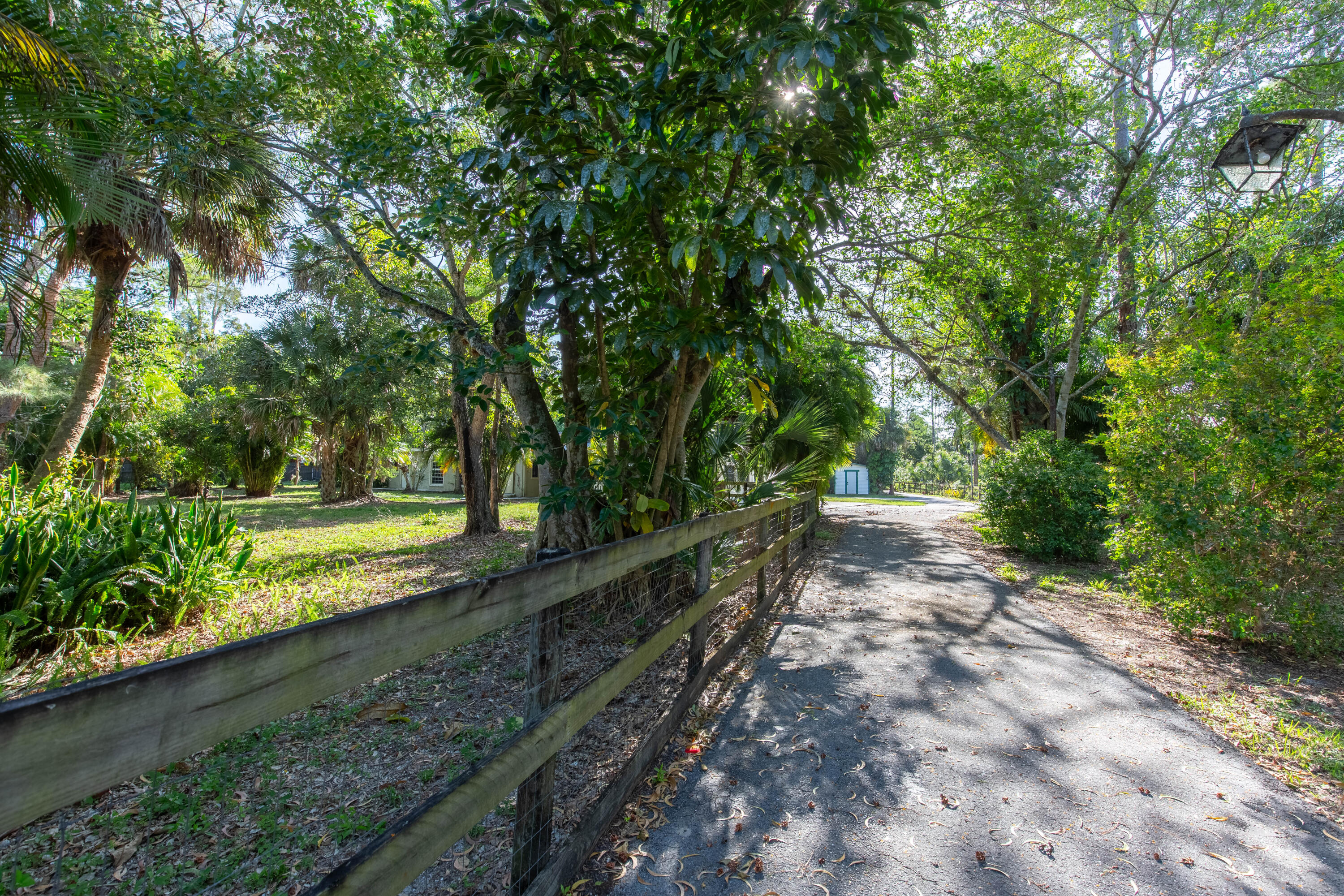748 Rambling Drive Circle