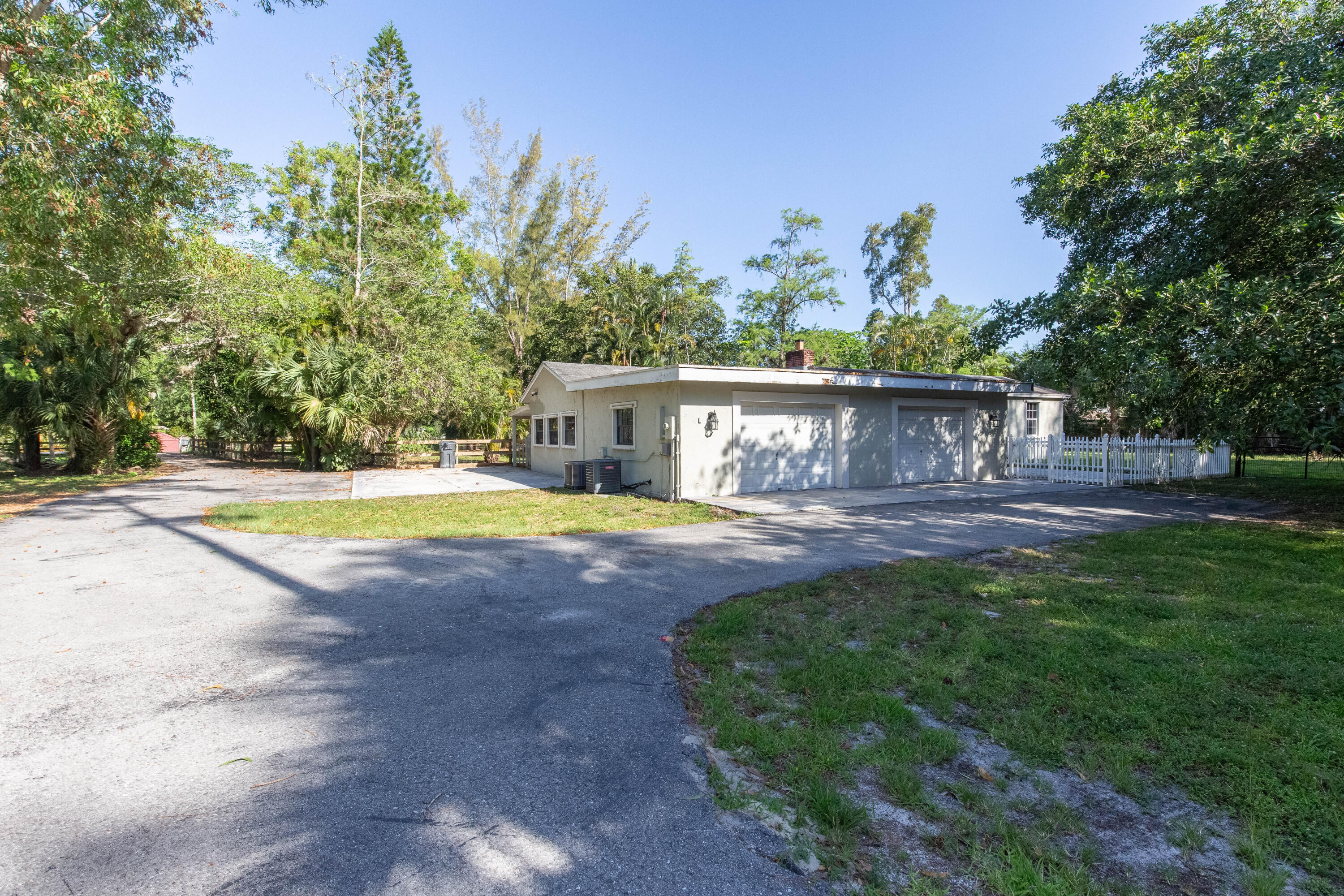 748 Rambling Drive Circle