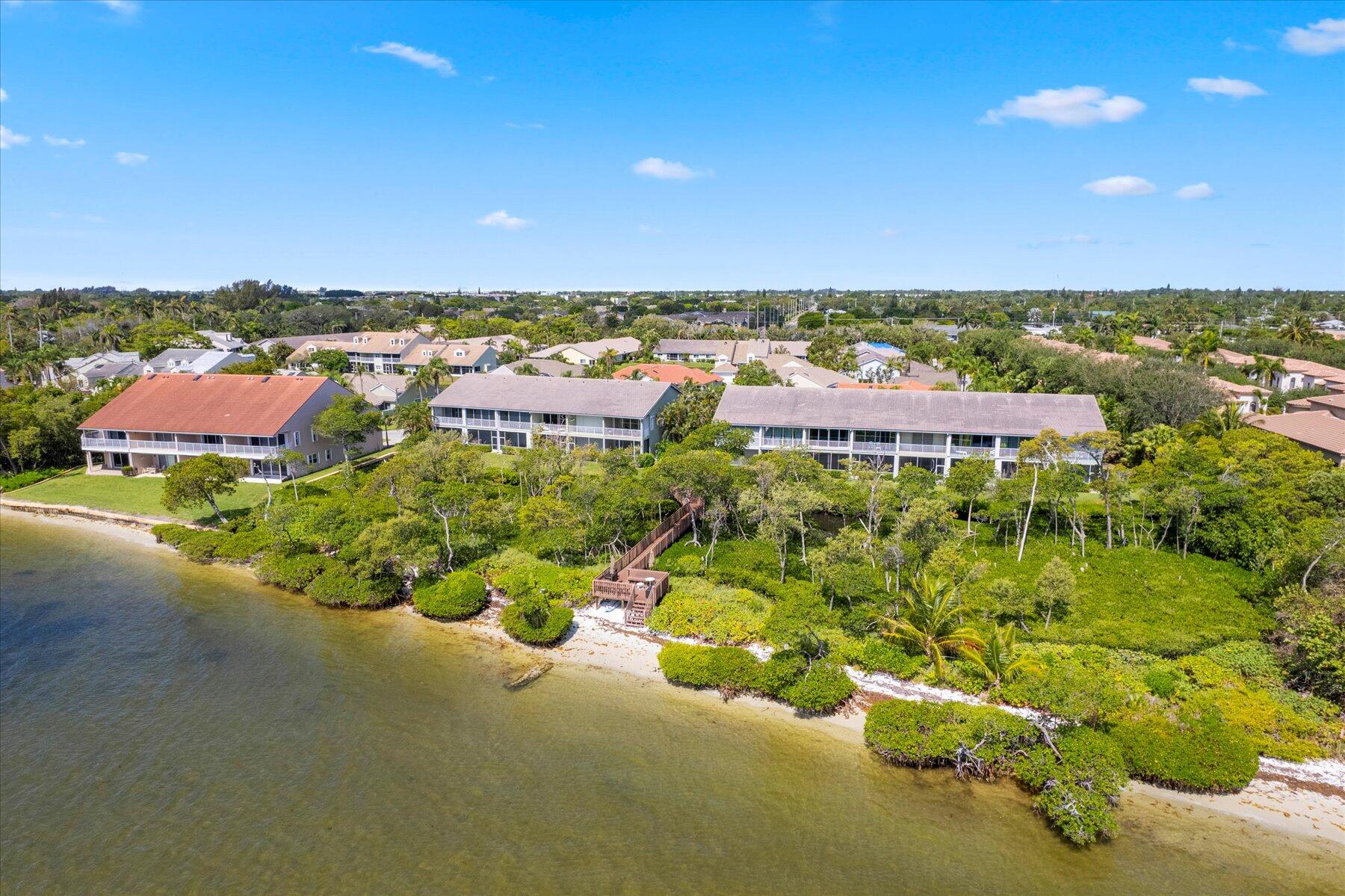 8 S Lakeshore Drive