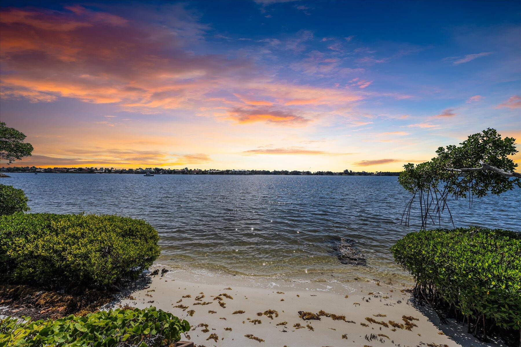 8 S Lakeshore Drive