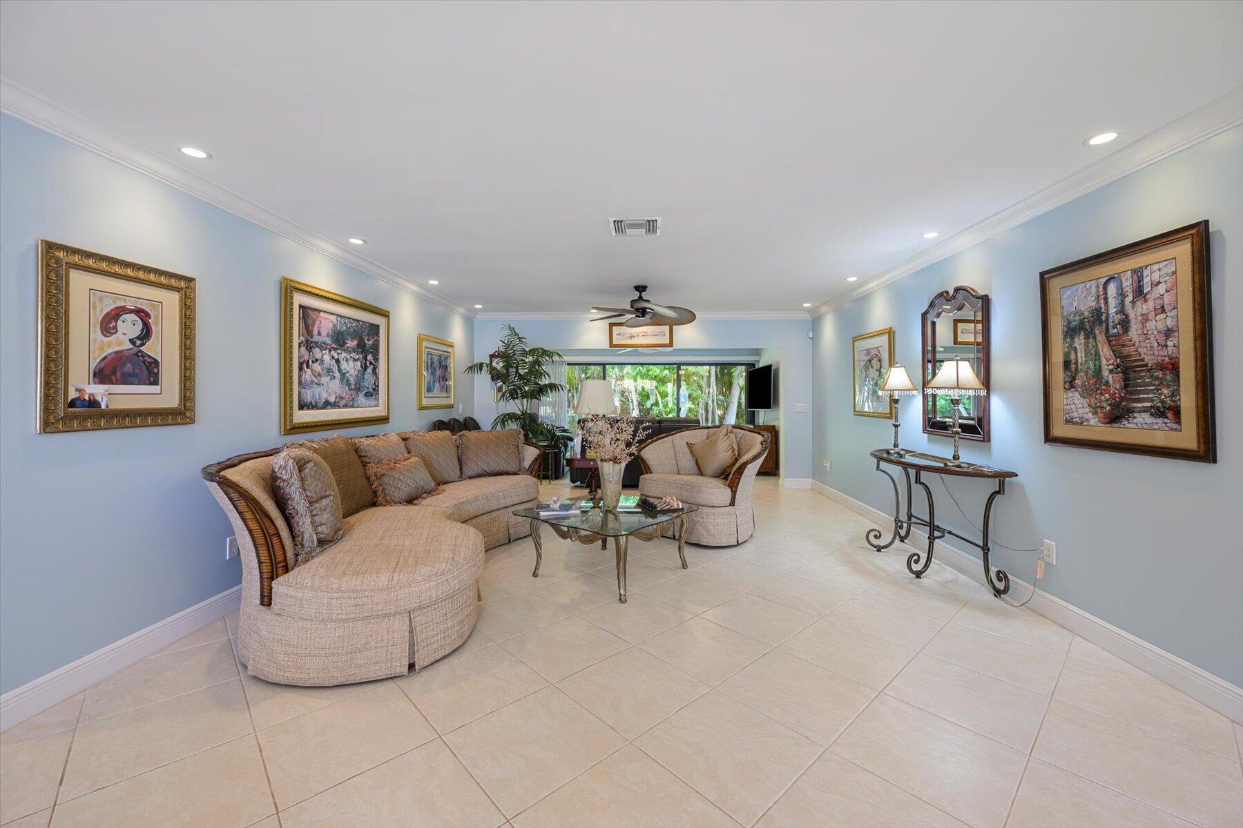 8 S Lakeshore Drive
