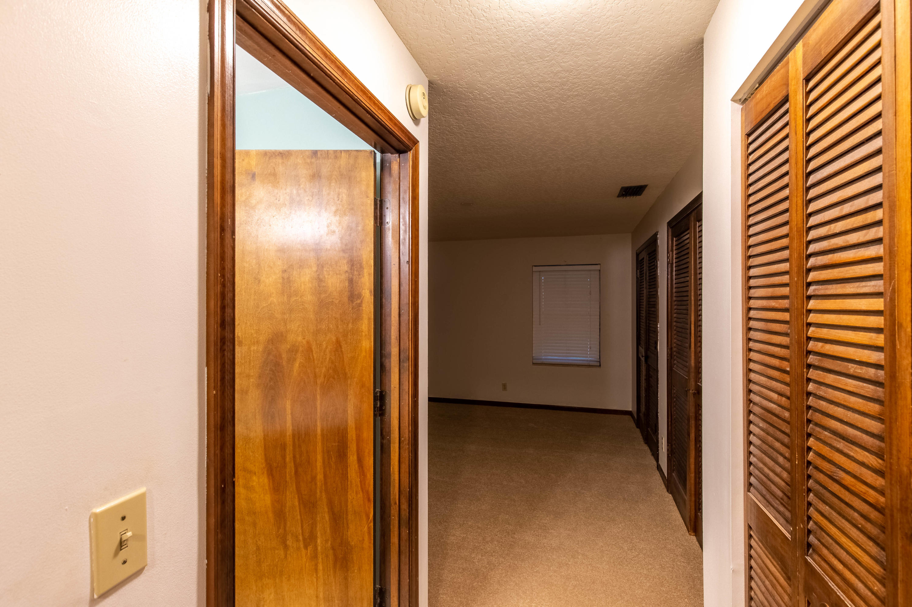 1558 Easthampton Circle