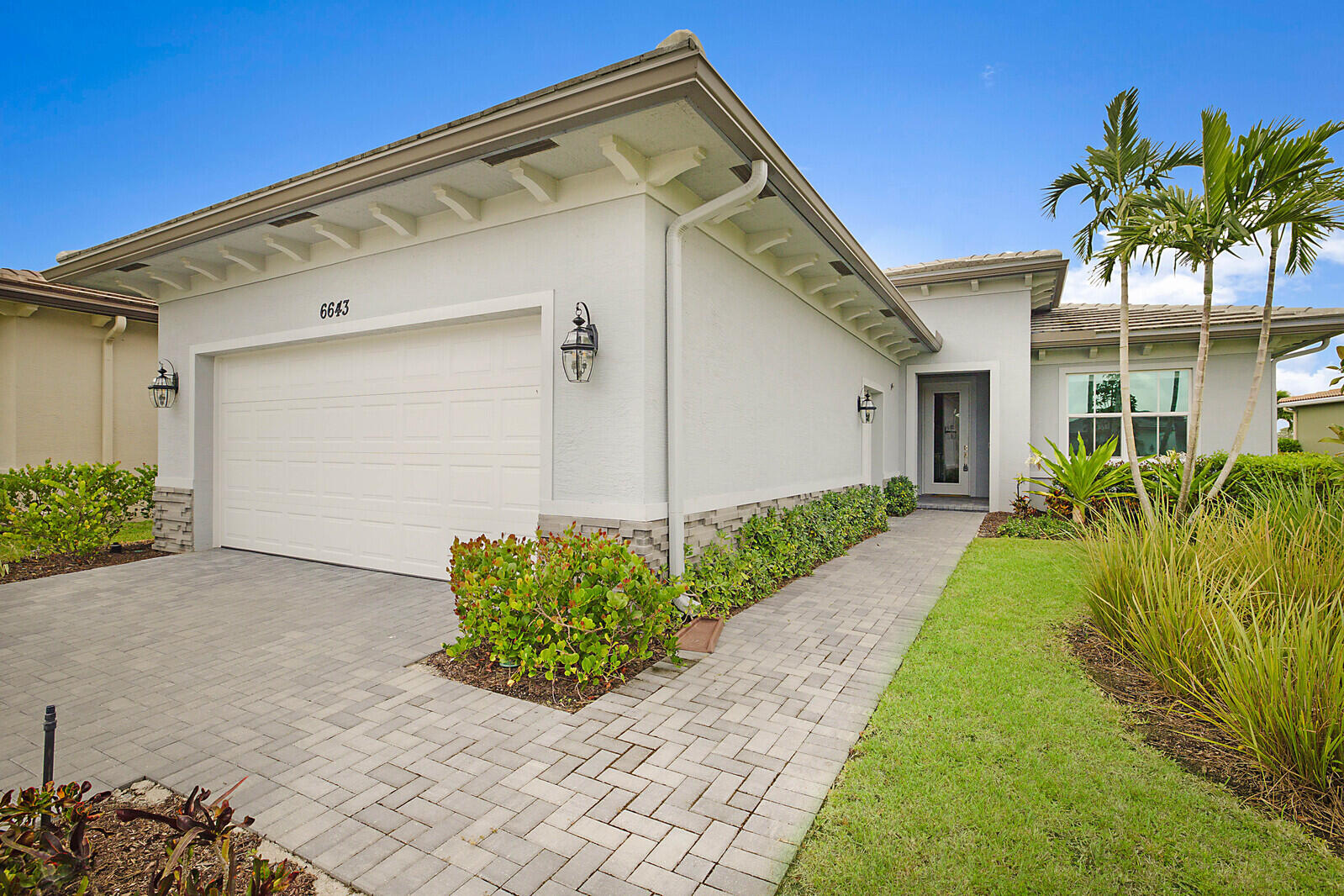 6643 Sparrow Hawk Drive