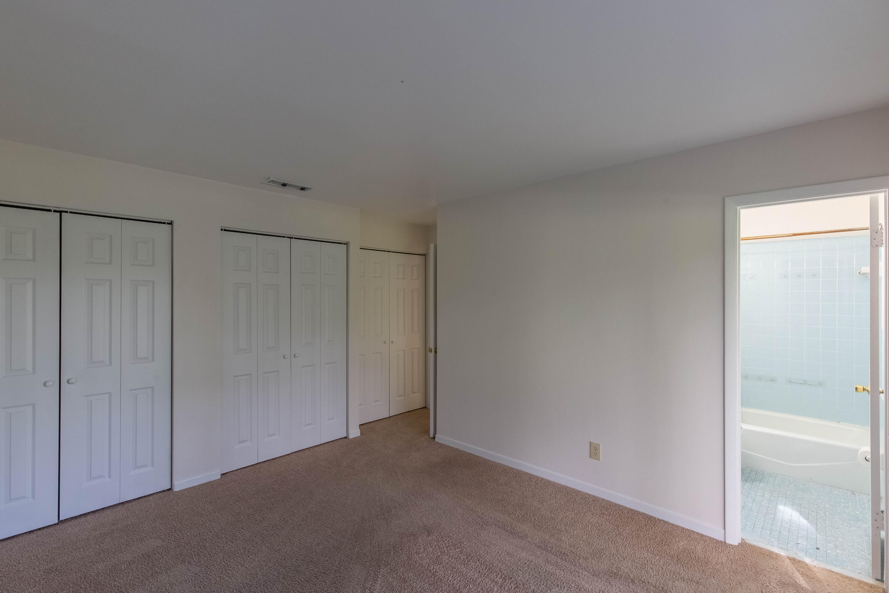13742 Bottlebrush Court