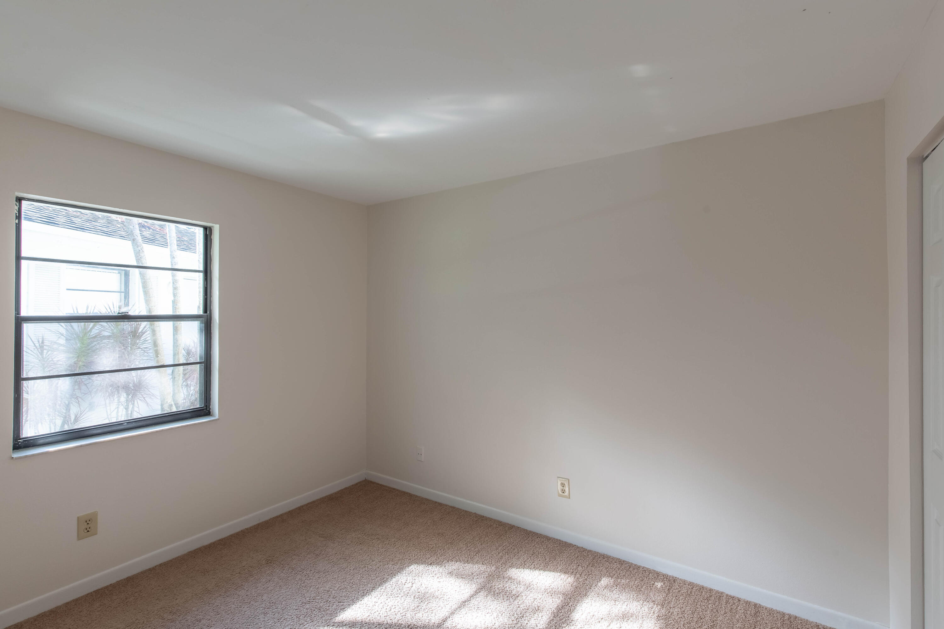 13742 Bottlebrush Court