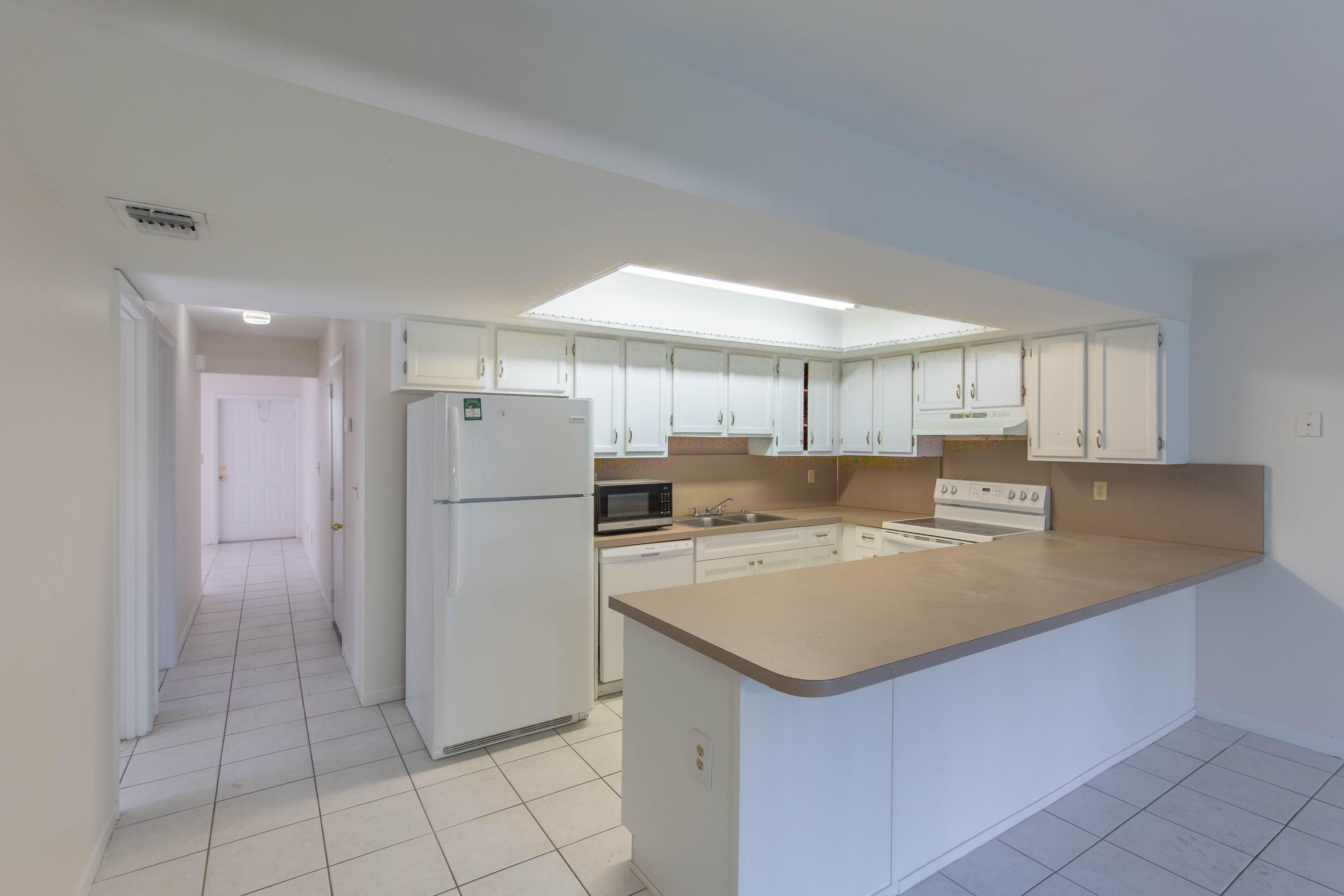 13742 Bottlebrush Court