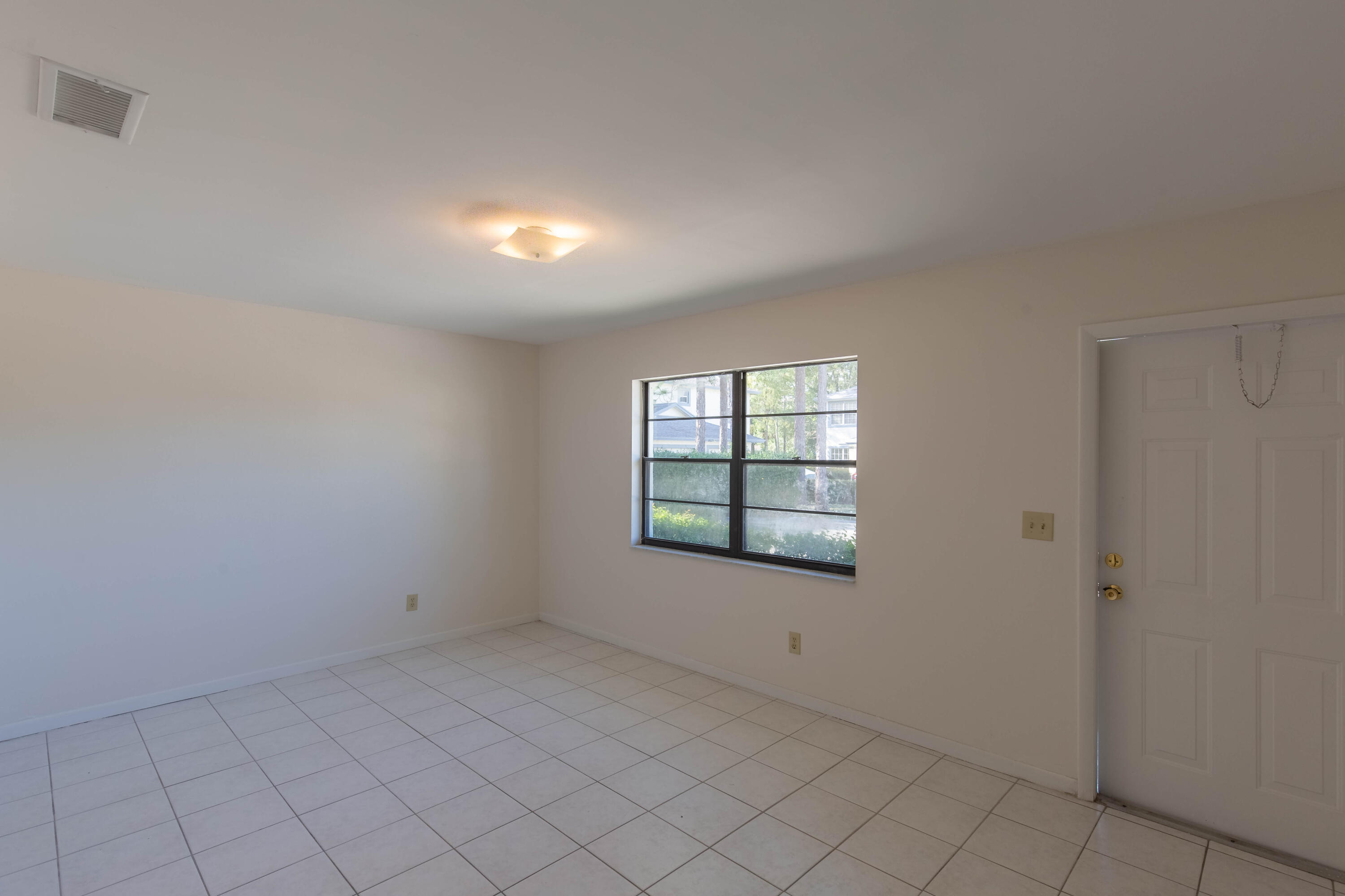13742 Bottlebrush Court