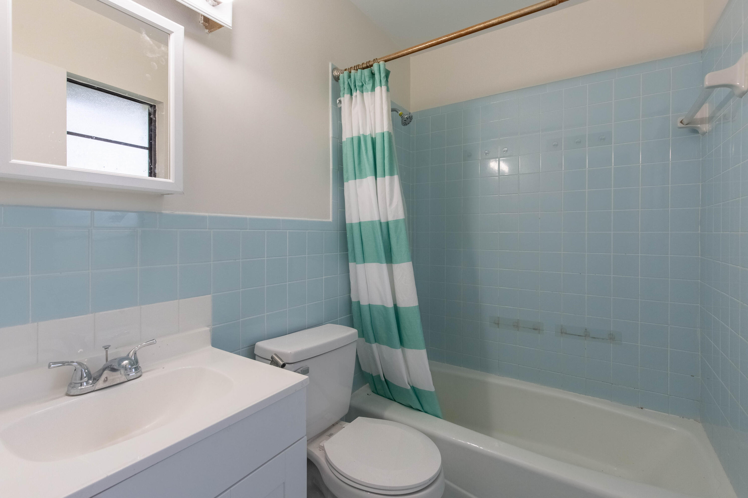 13742 Bottlebrush Court