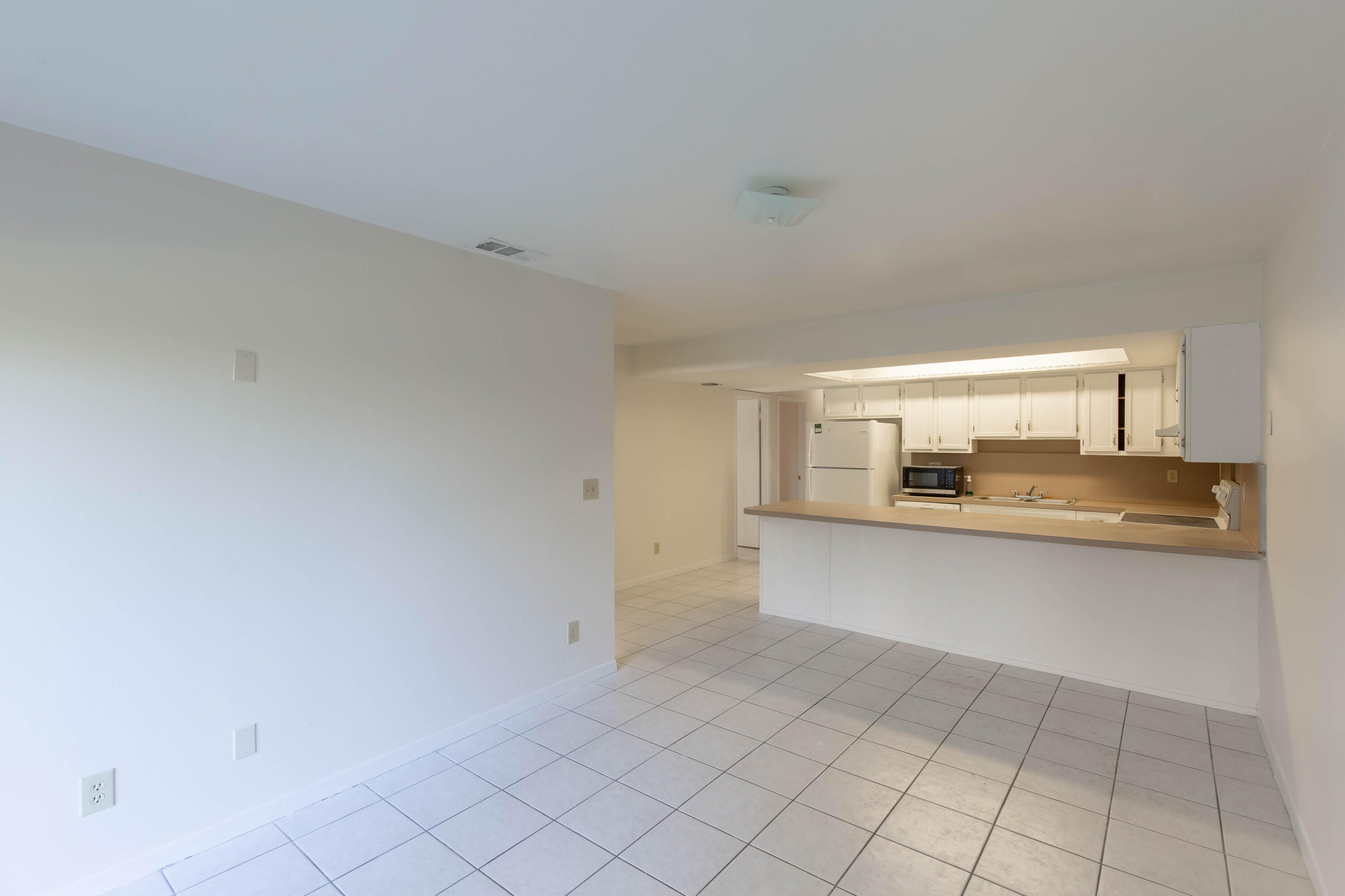 13742 Bottlebrush Court