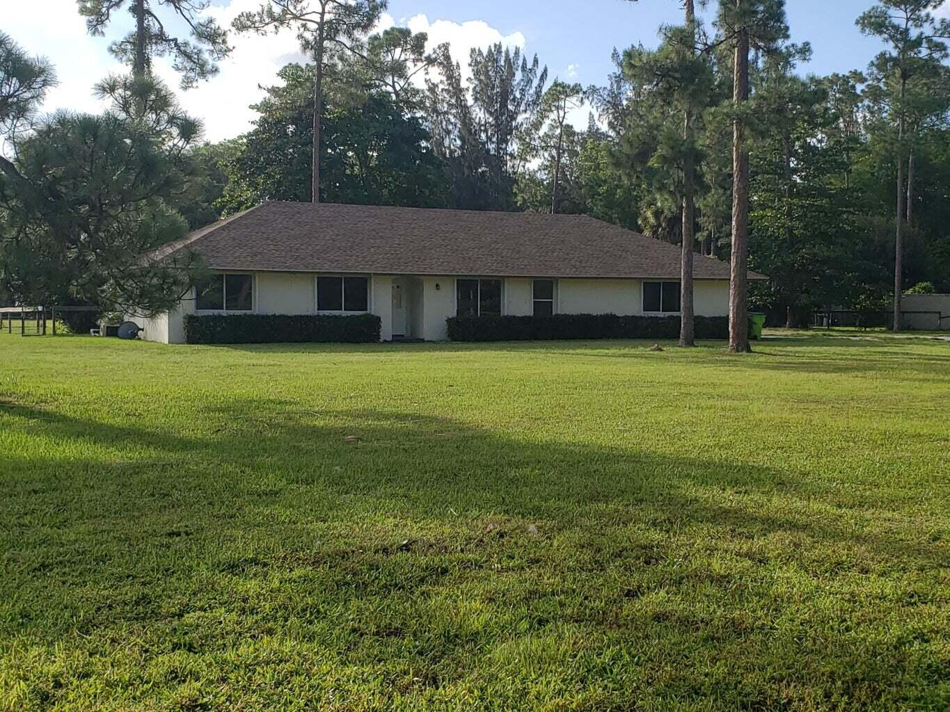 1031 Hyde Park Road