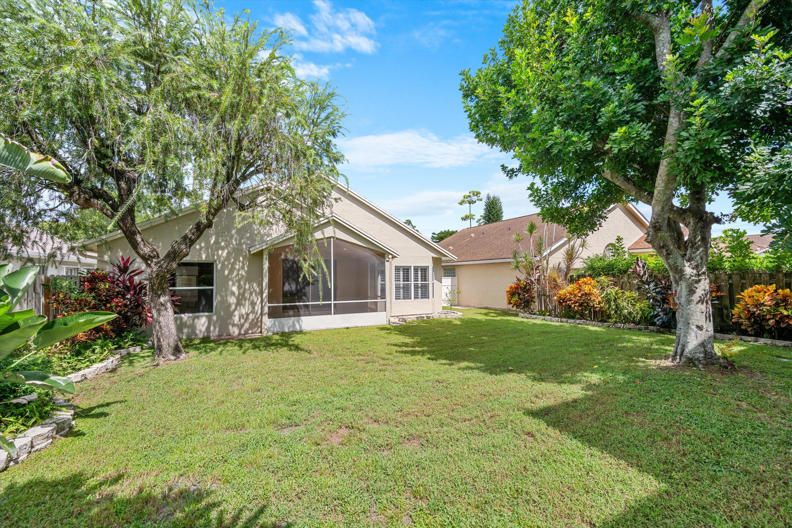 1069 Aviary Road