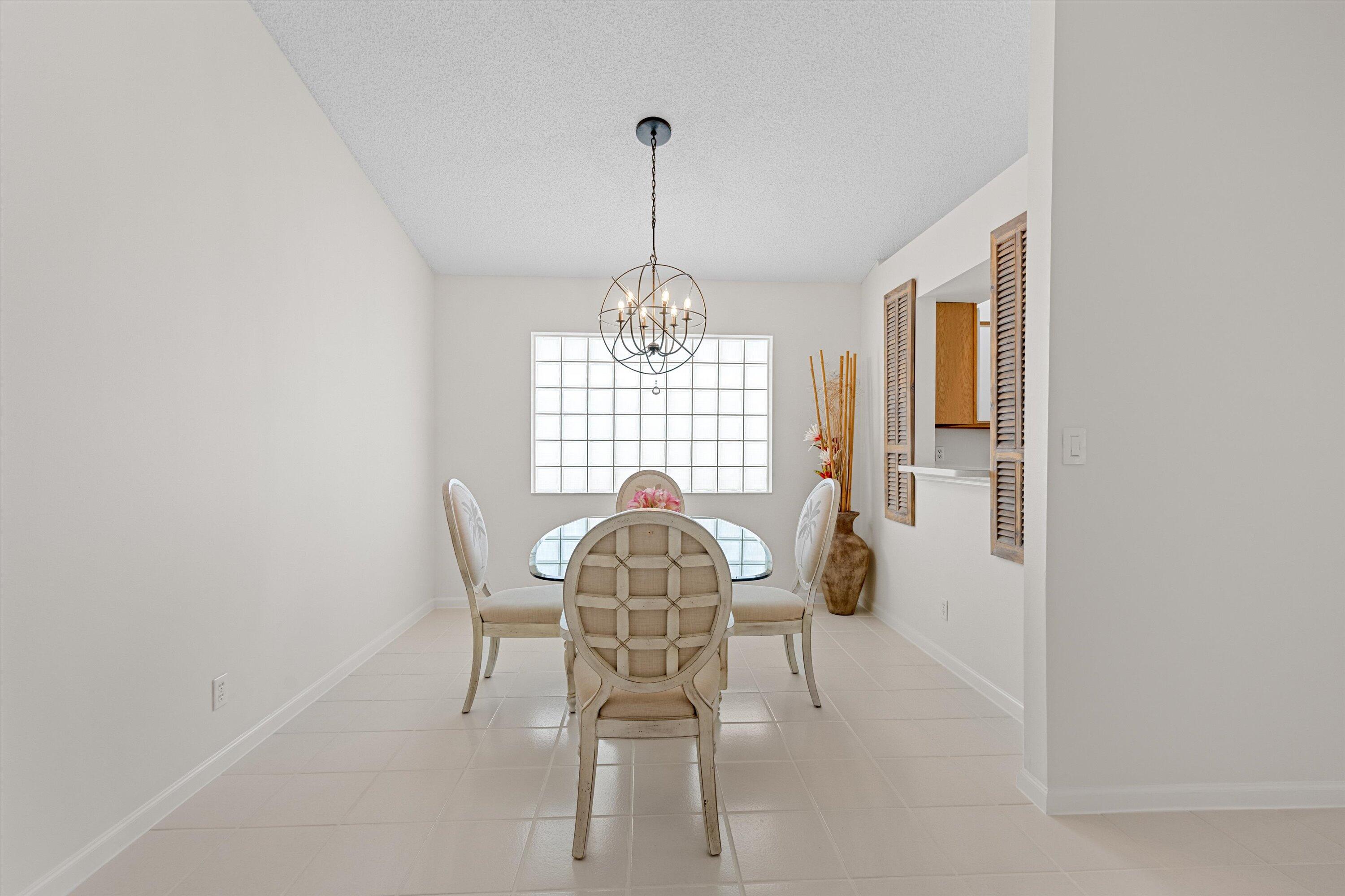 1069 Aviary Road