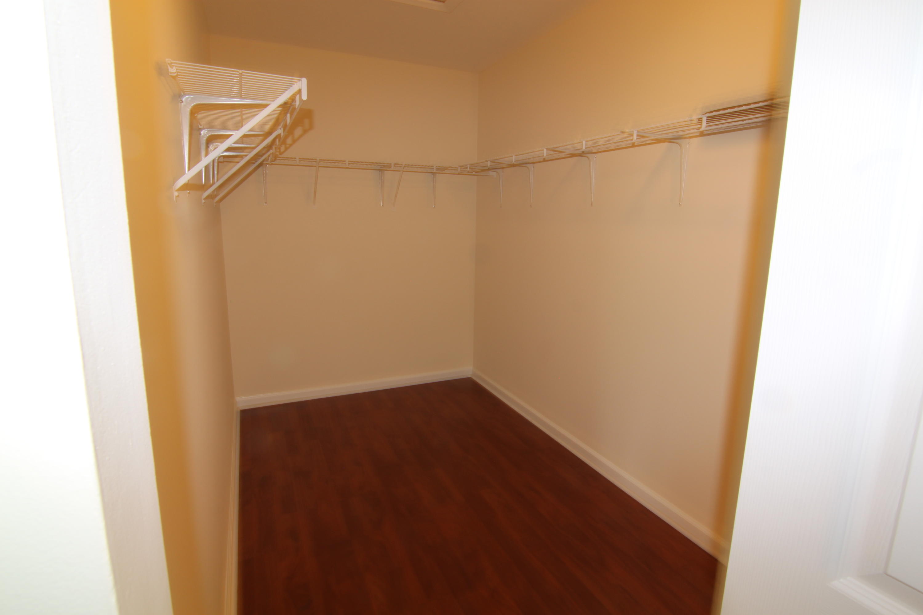 13513 Fountain View Boulevard 13513