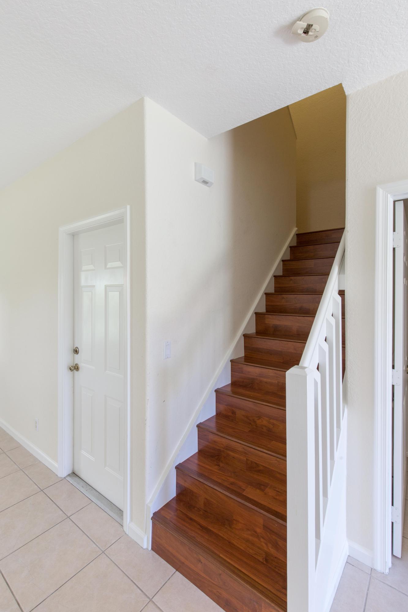 13513 Fountain View Boulevard 13513