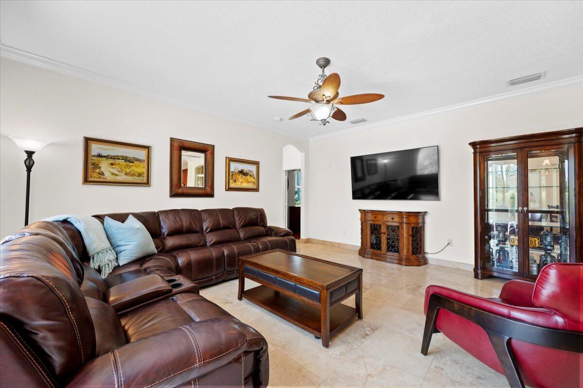 1575 Newhaven Point Lane