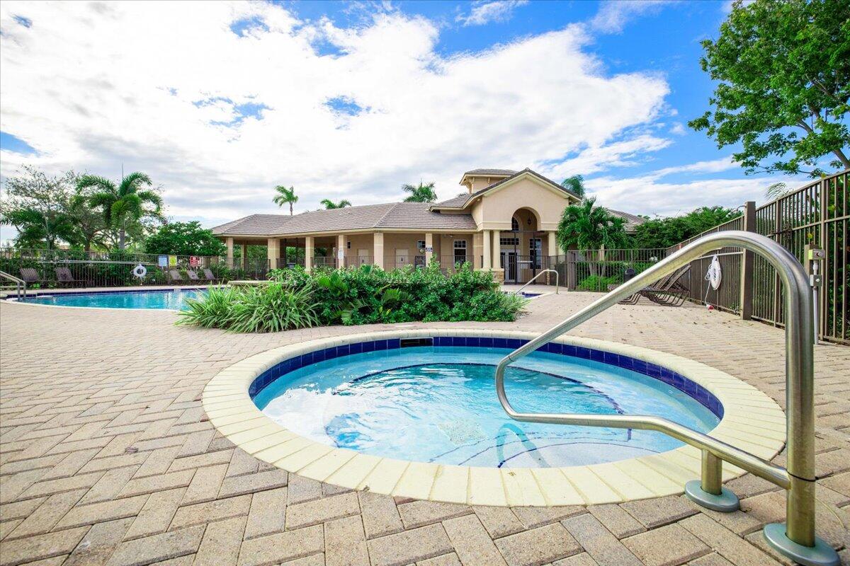 1575 Newhaven Point Lane