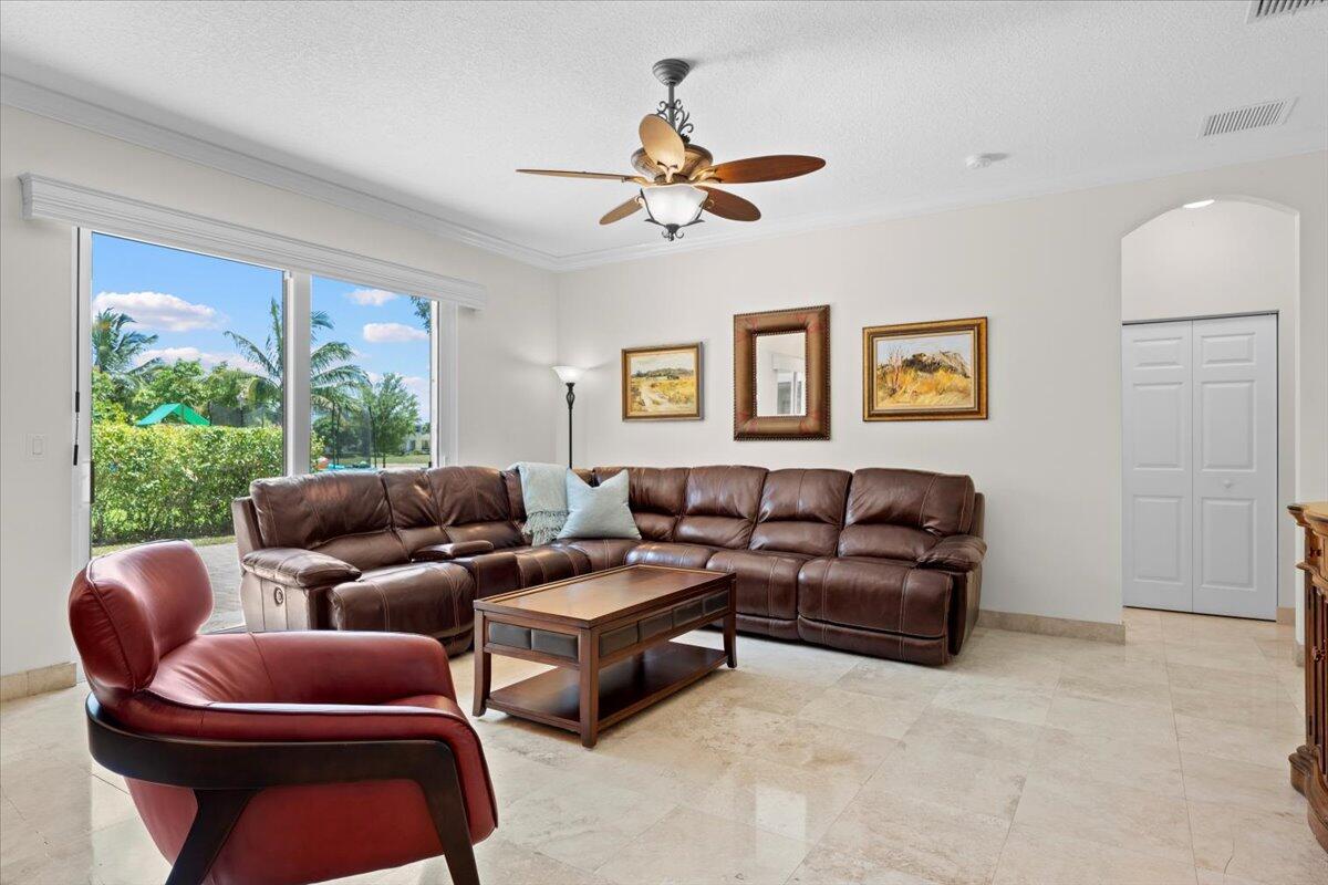 1575 Newhaven Point Lane