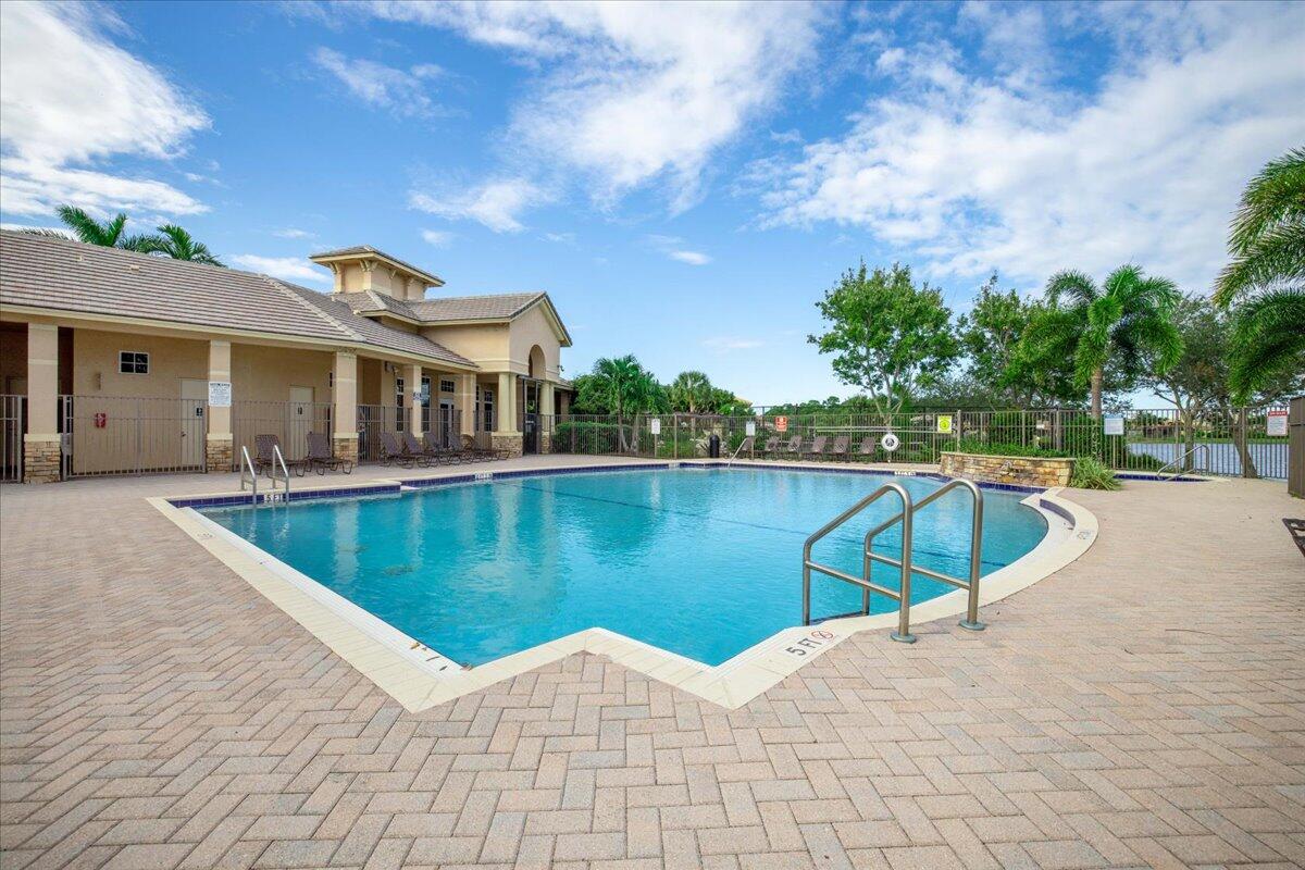 1575 Newhaven Point Lane