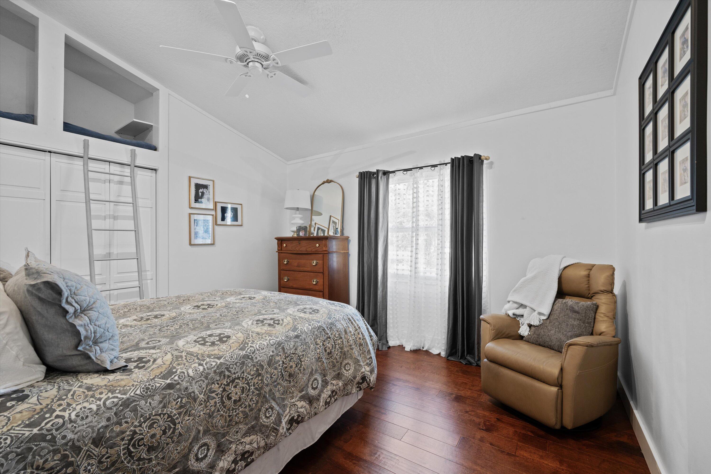 135 Saint Davids Way