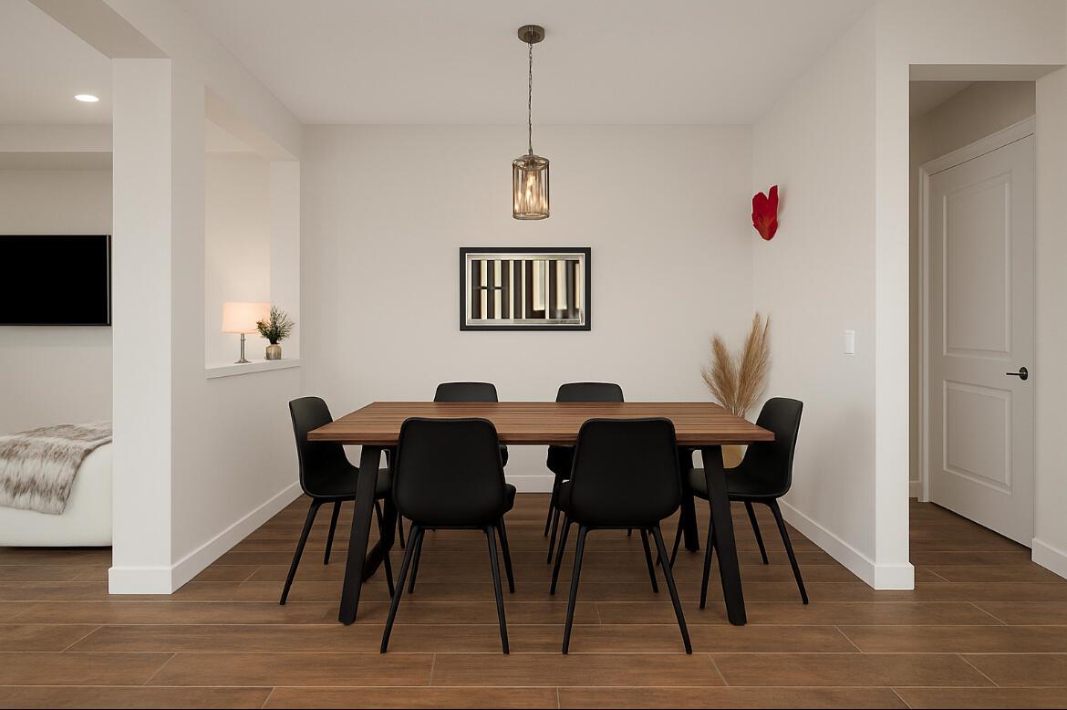 15121 Goldfinch Circle