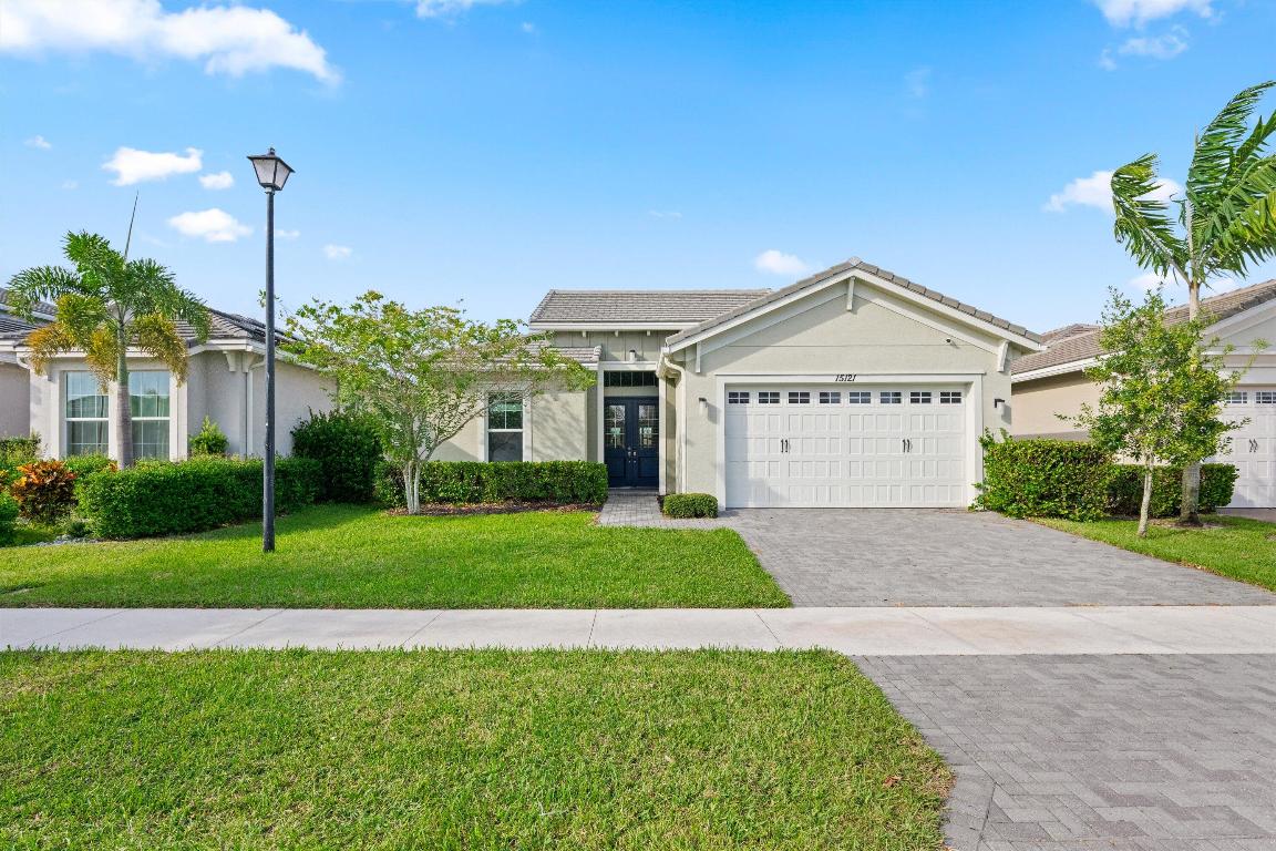 15121 Goldfinch Circle