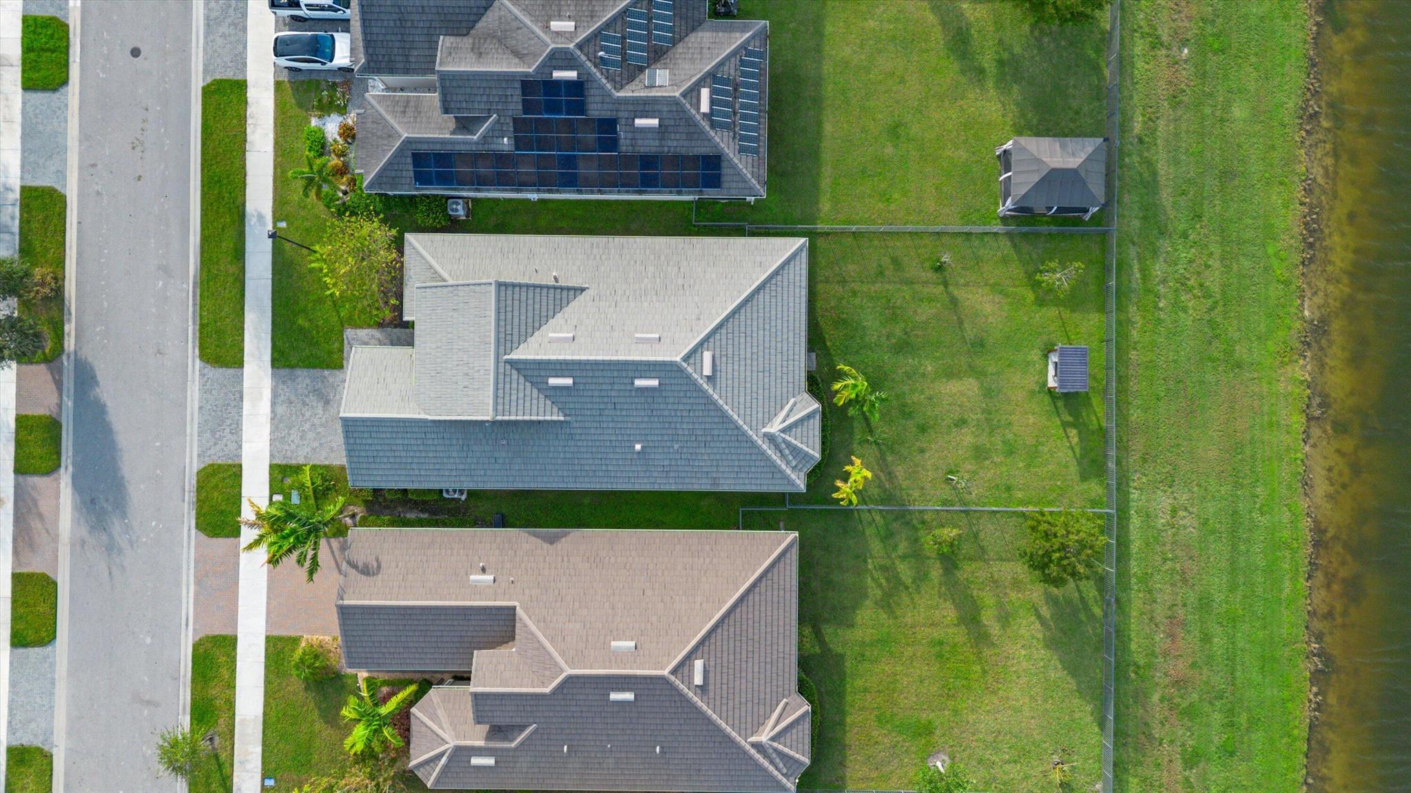 15121 Goldfinch Circle