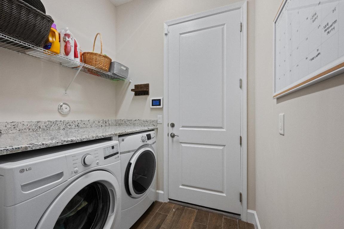 15121 Goldfinch Circle