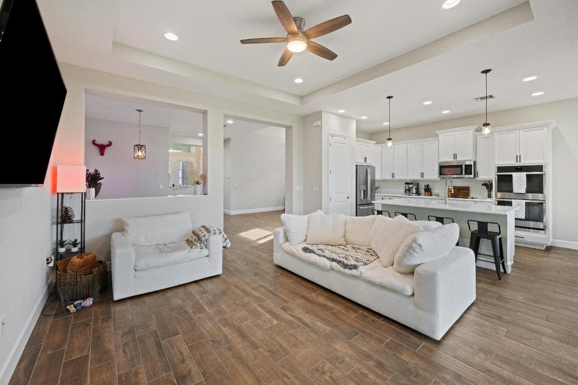 15121 Goldfinch Circle