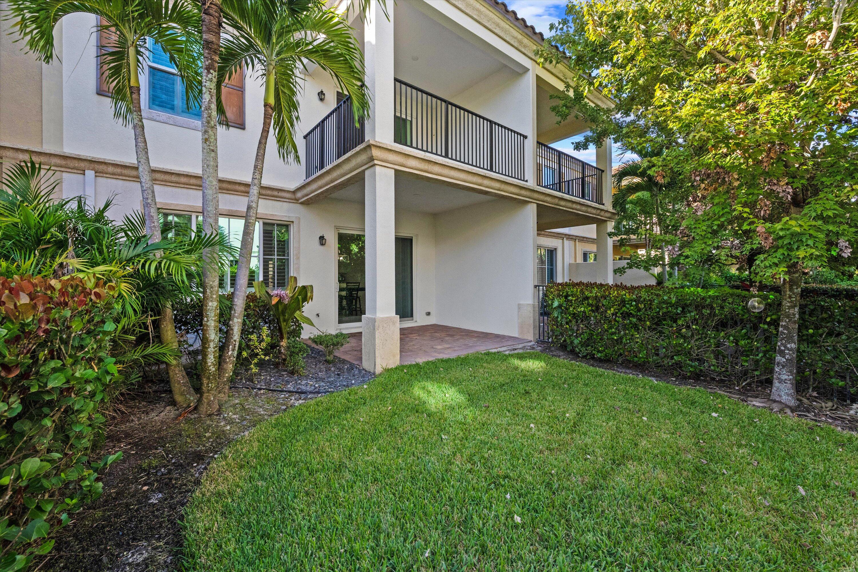 180 Sword Fern Place