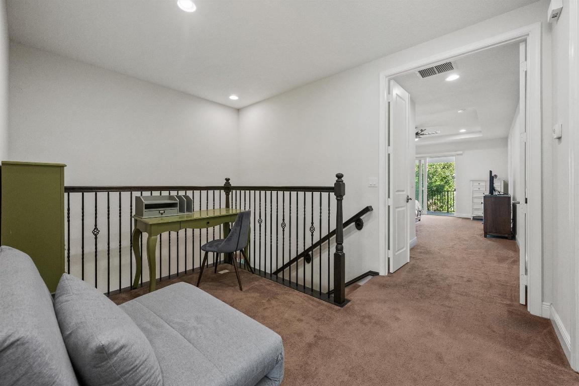 180 Sword Fern Place