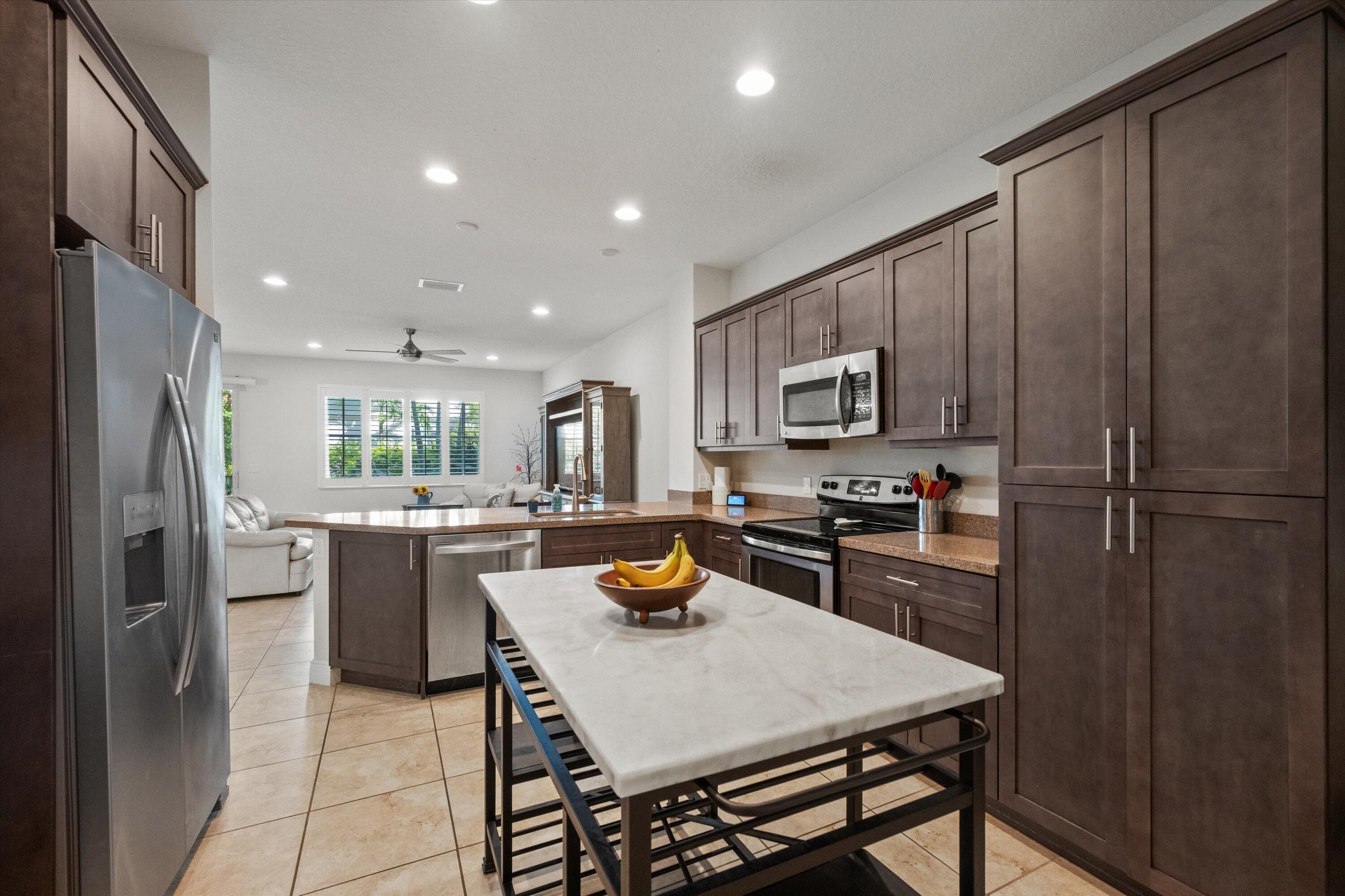 180 Sword Fern Place