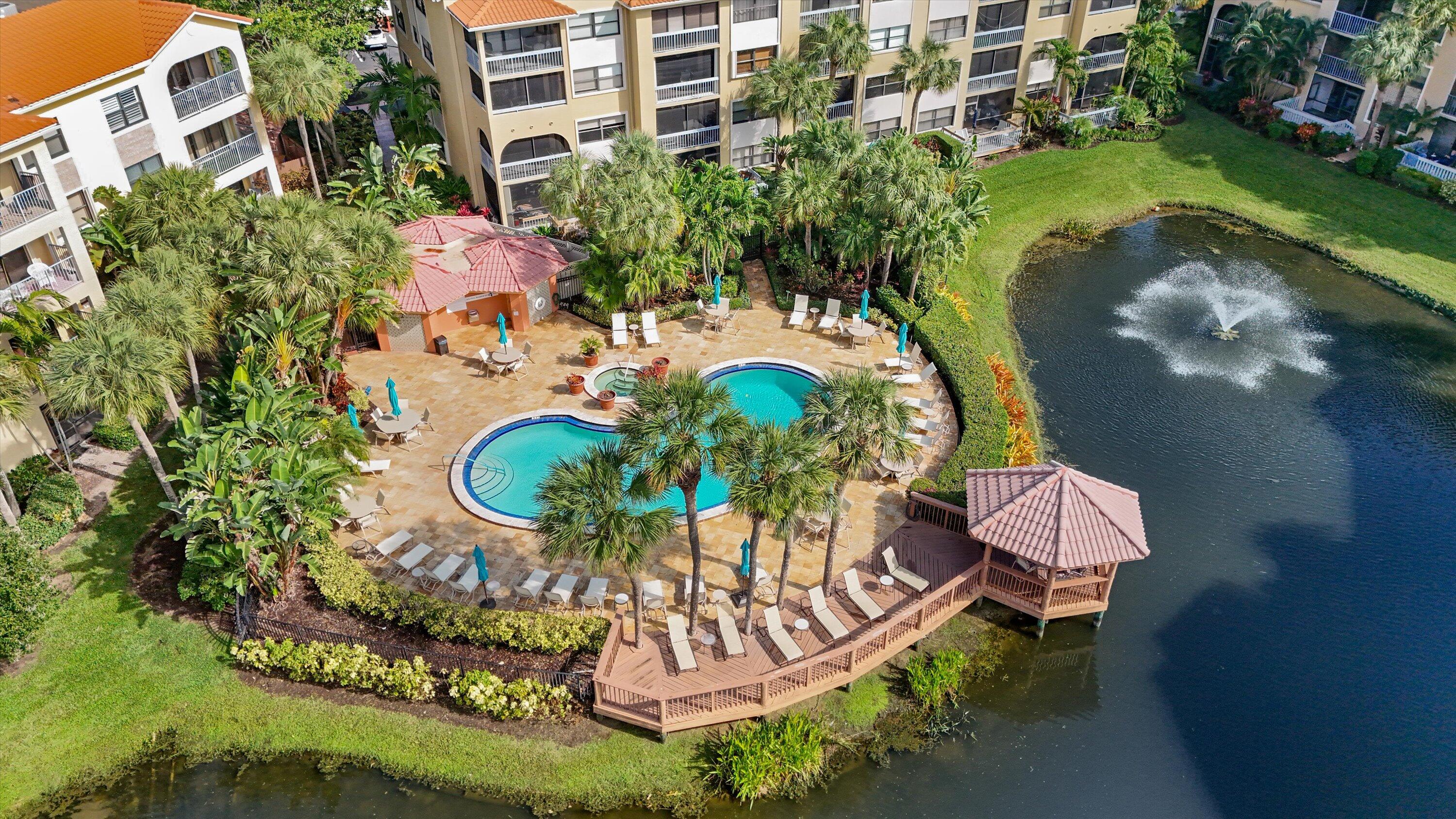 600 Uno Lago Drive 104