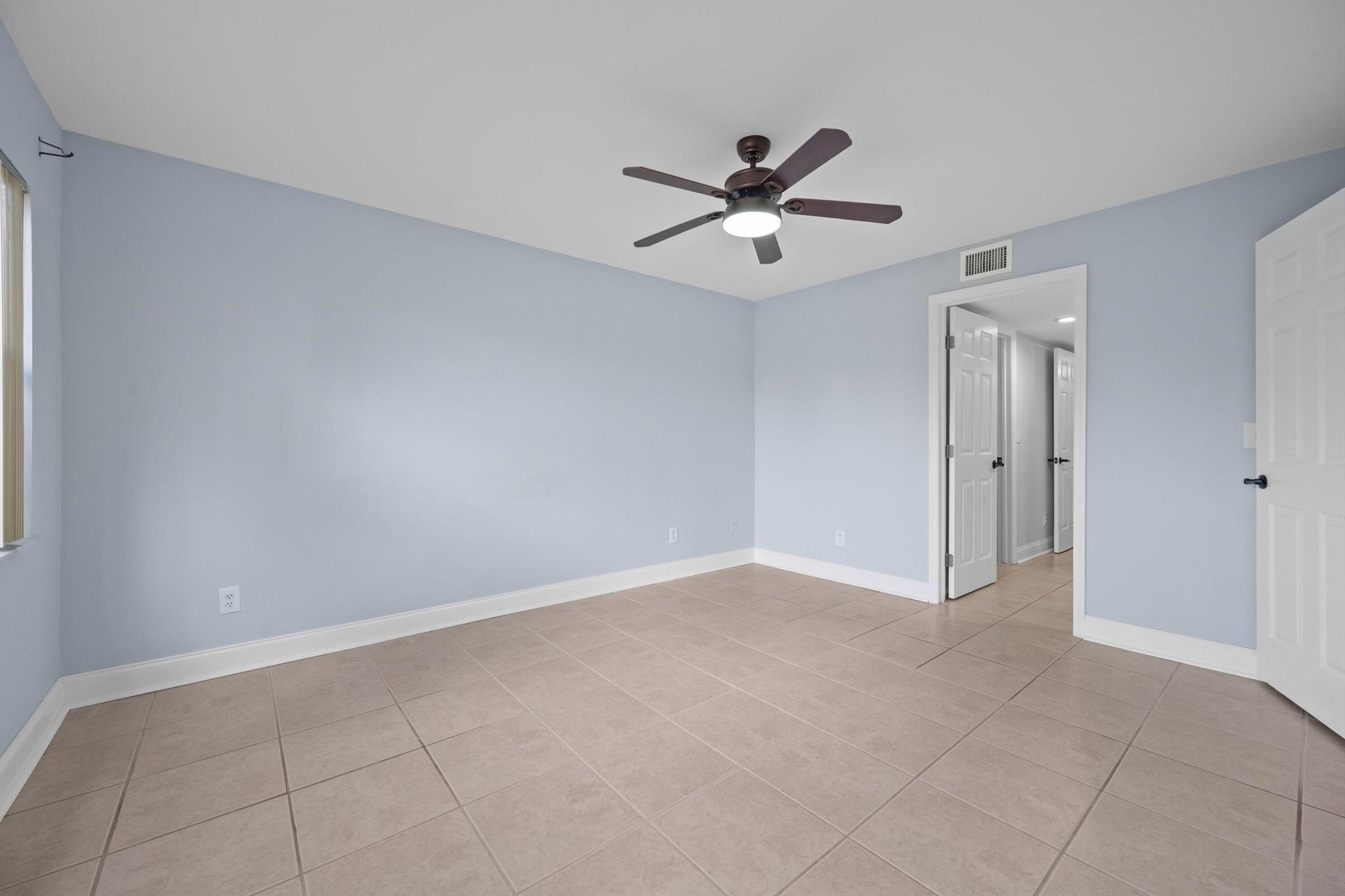 600 Uno Lago Drive 104