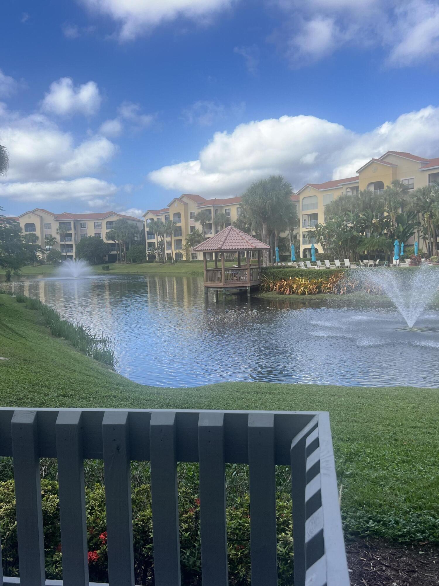 600 Uno Lago Drive 104