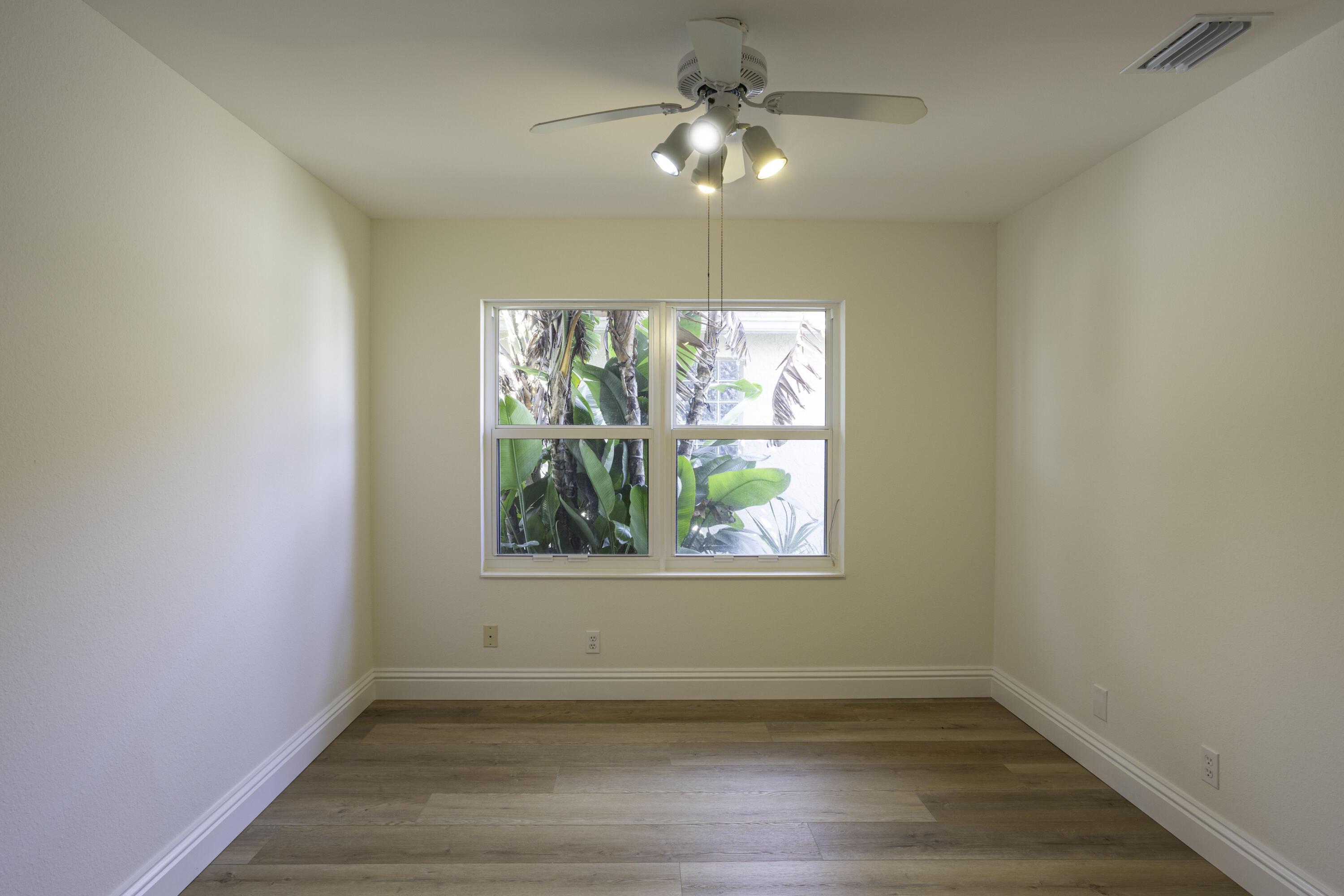 1605 S Club Drive