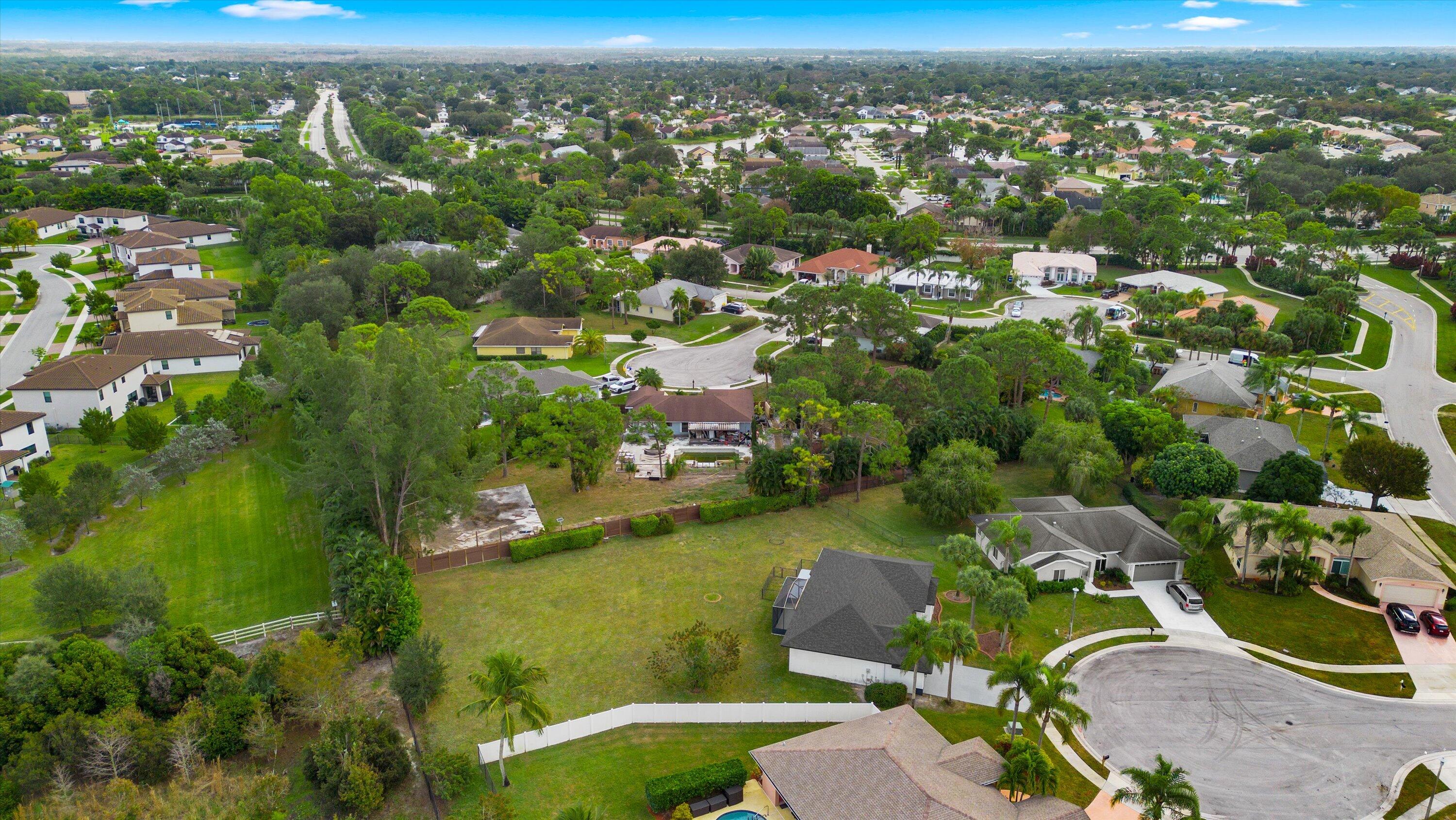 104 Greenwood Place, Royal Palm Beach